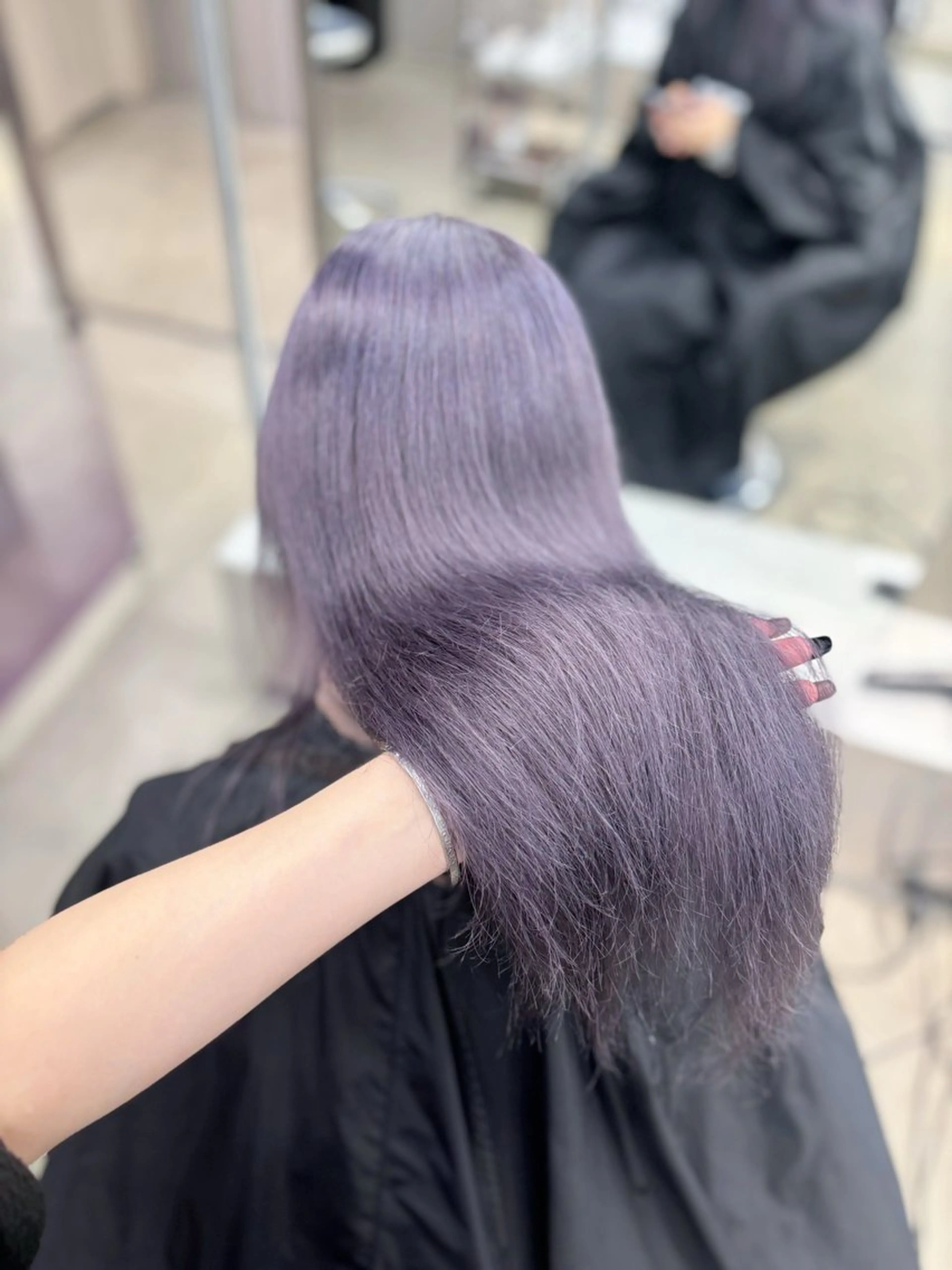 カラー シルバー ヘアカラー PELEsakae 彩恵のヘアスタイル