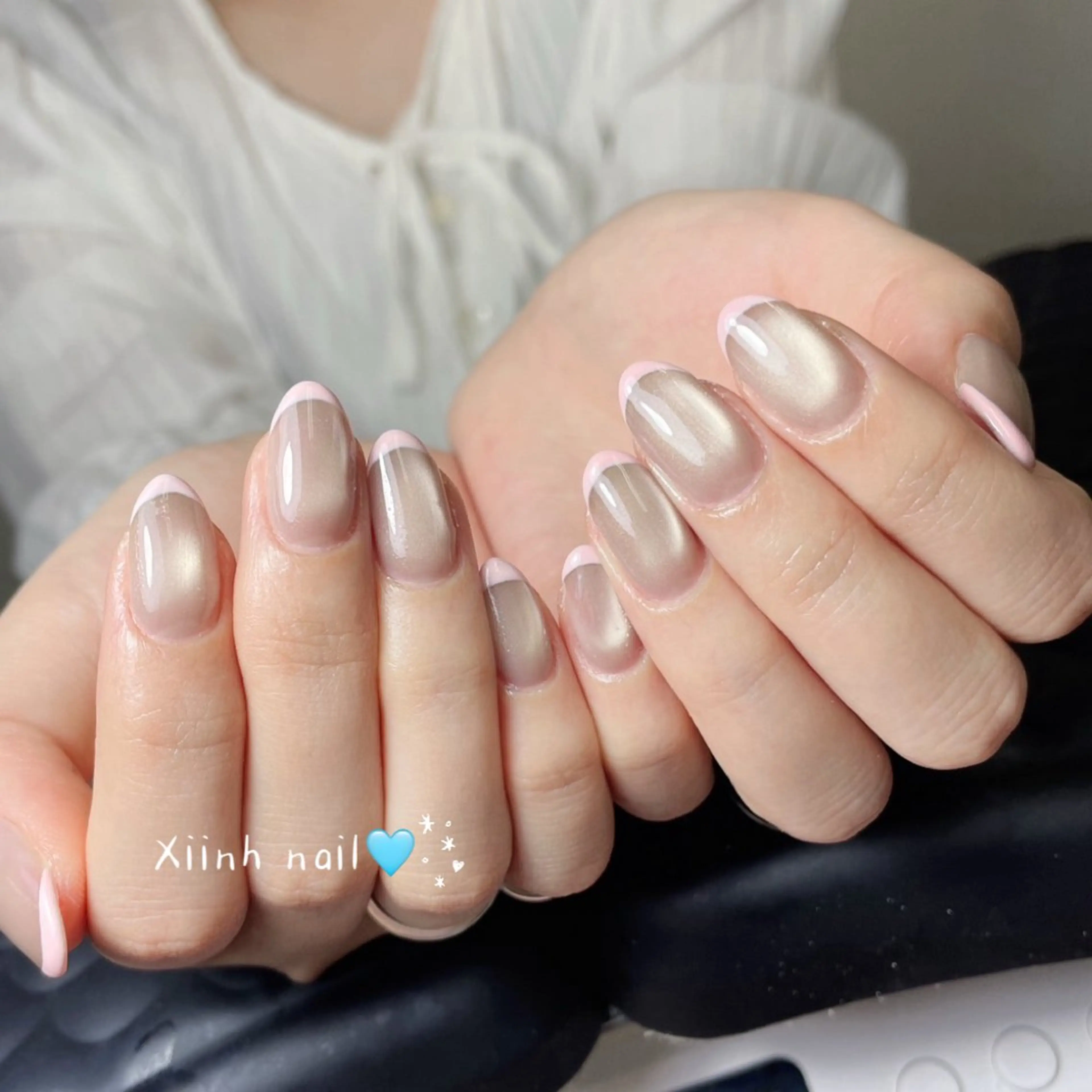 ネイル ブラウン チークネイル 桜ネイル 長さ出し フットネイル ハンドネイル XIINH NAIL SALONのネイルデザイン