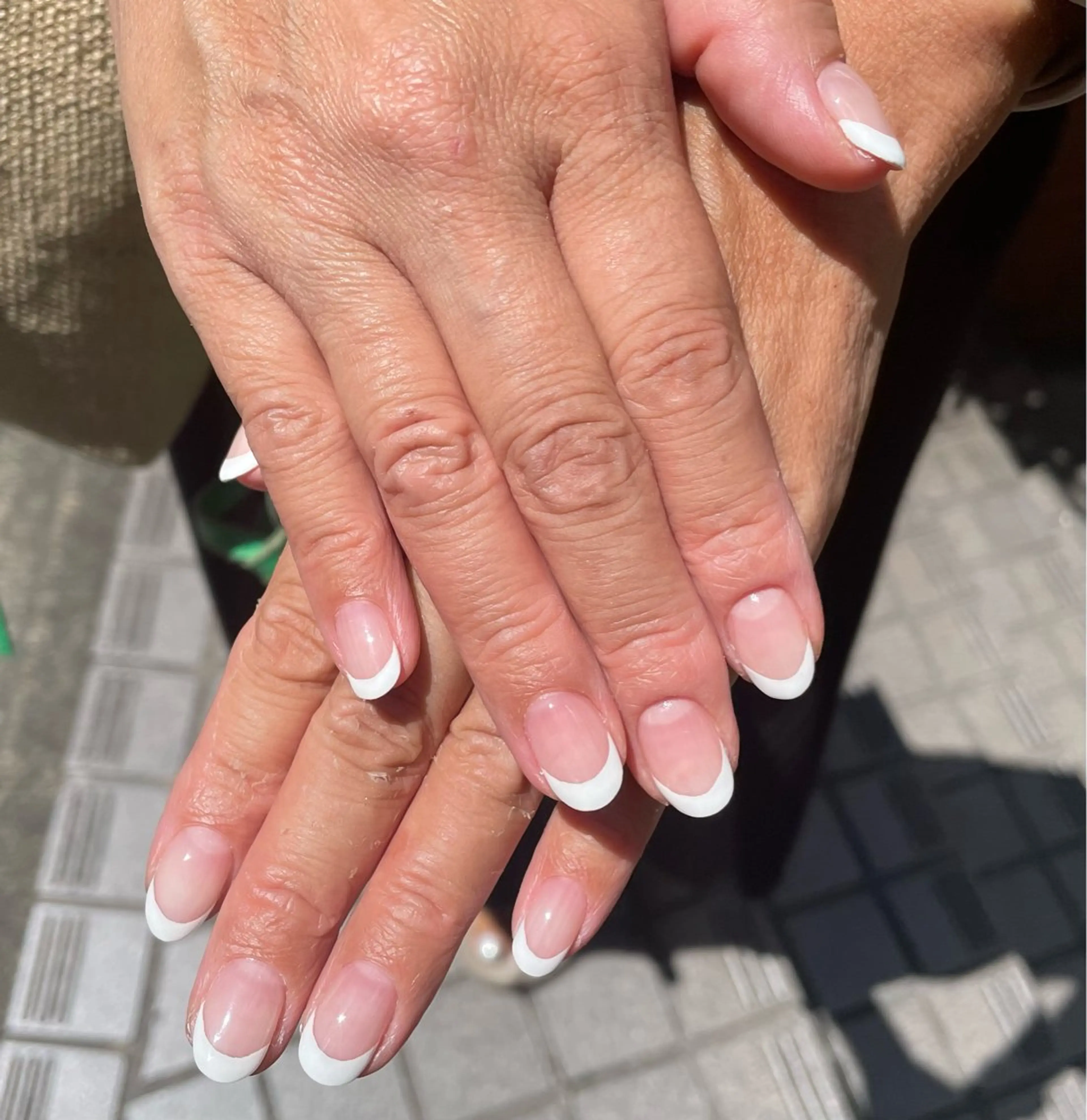 ネイル biene 鴨下愛美のネイルデザイン