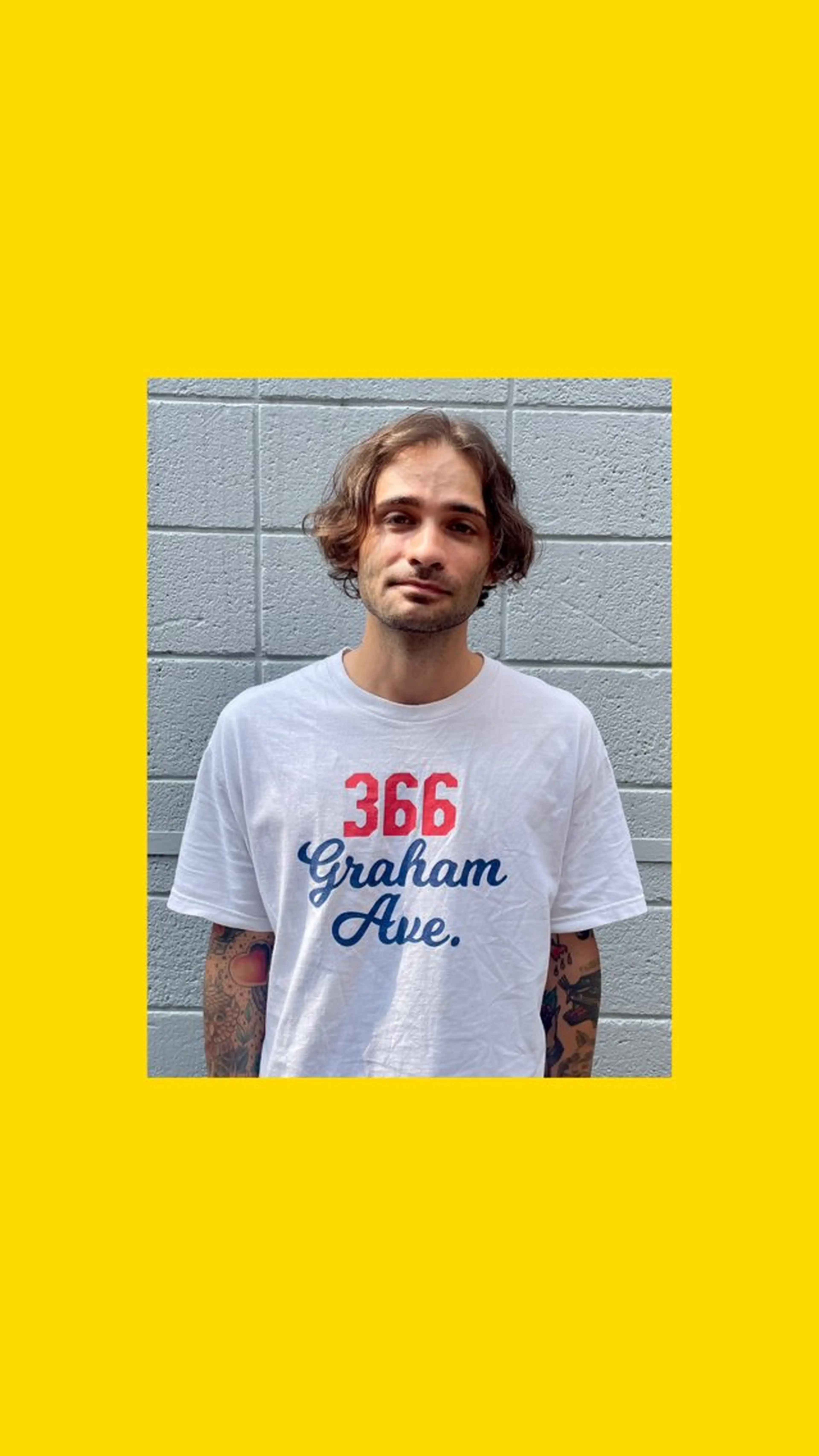 ミディアム メンズ くせ毛 Guru's Cut & Stand所属・ナルケ トモヤのヘアスタイル