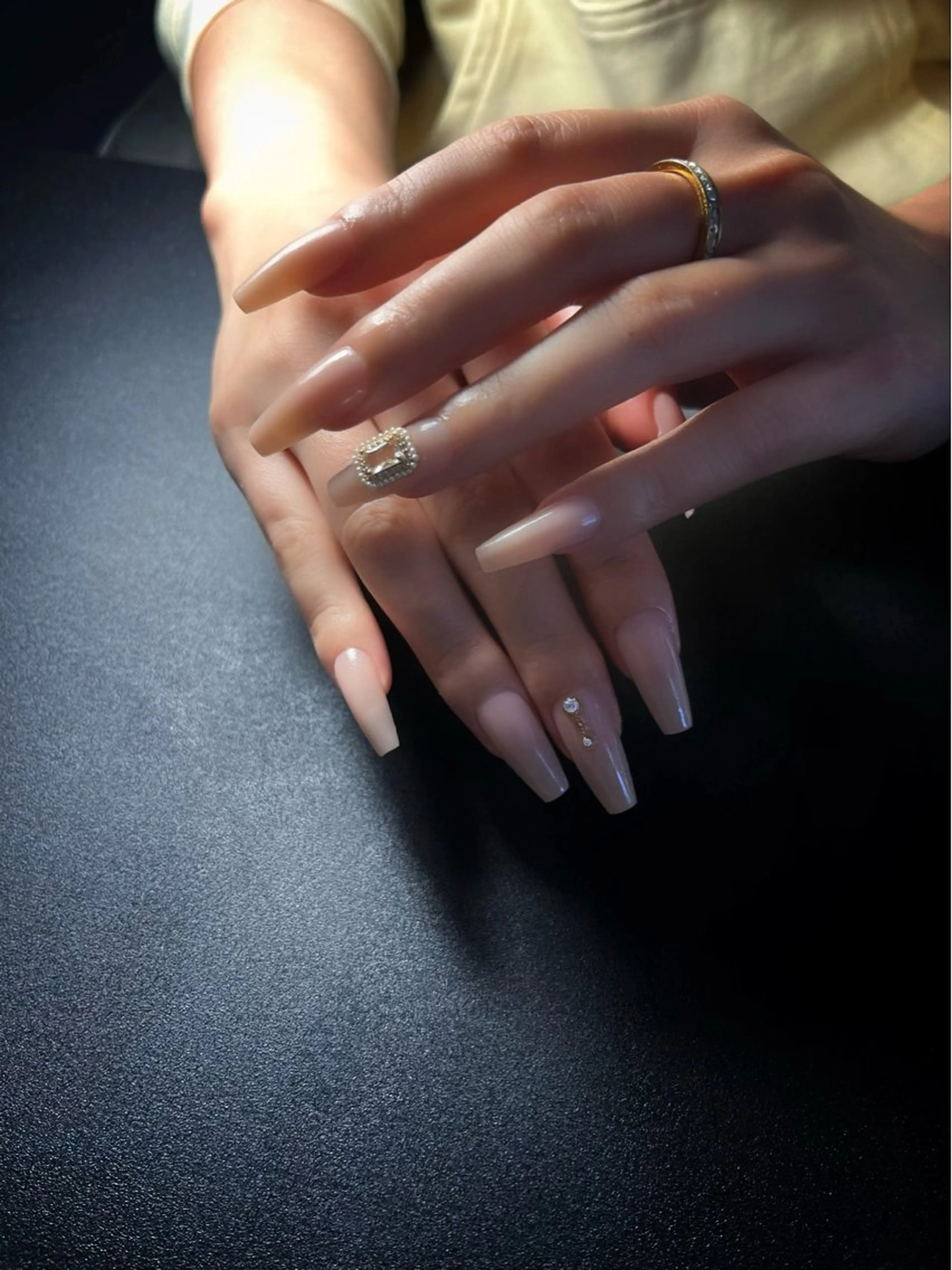 ネイル 長さ出し スカルプネイル nine.🦋 YUKOのネイルデザイン