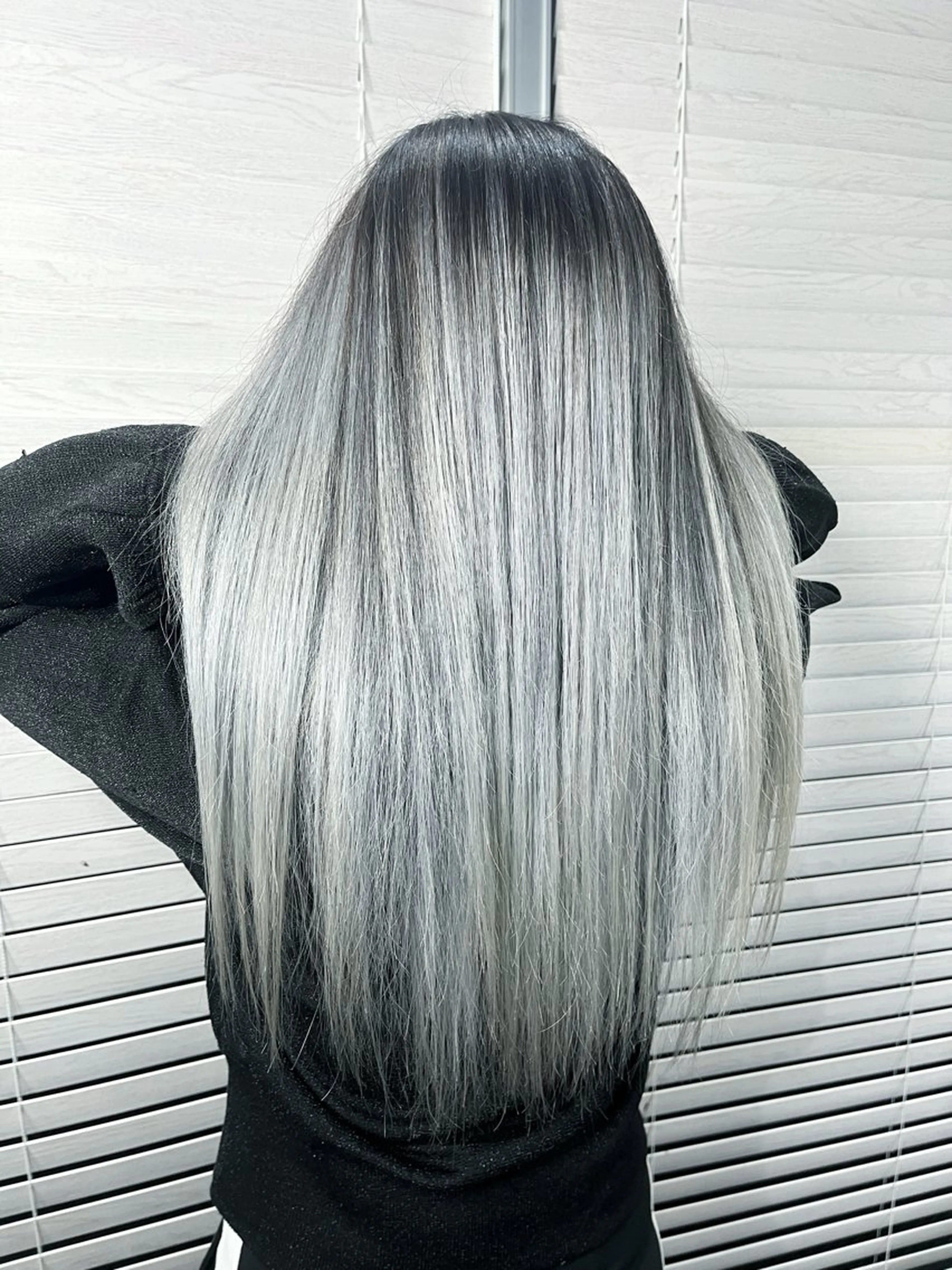 ロング レイヤーカット ヘアカラー 山影✨バレイヤージュ ハイライト✨メンズ◎のヘアスタイル