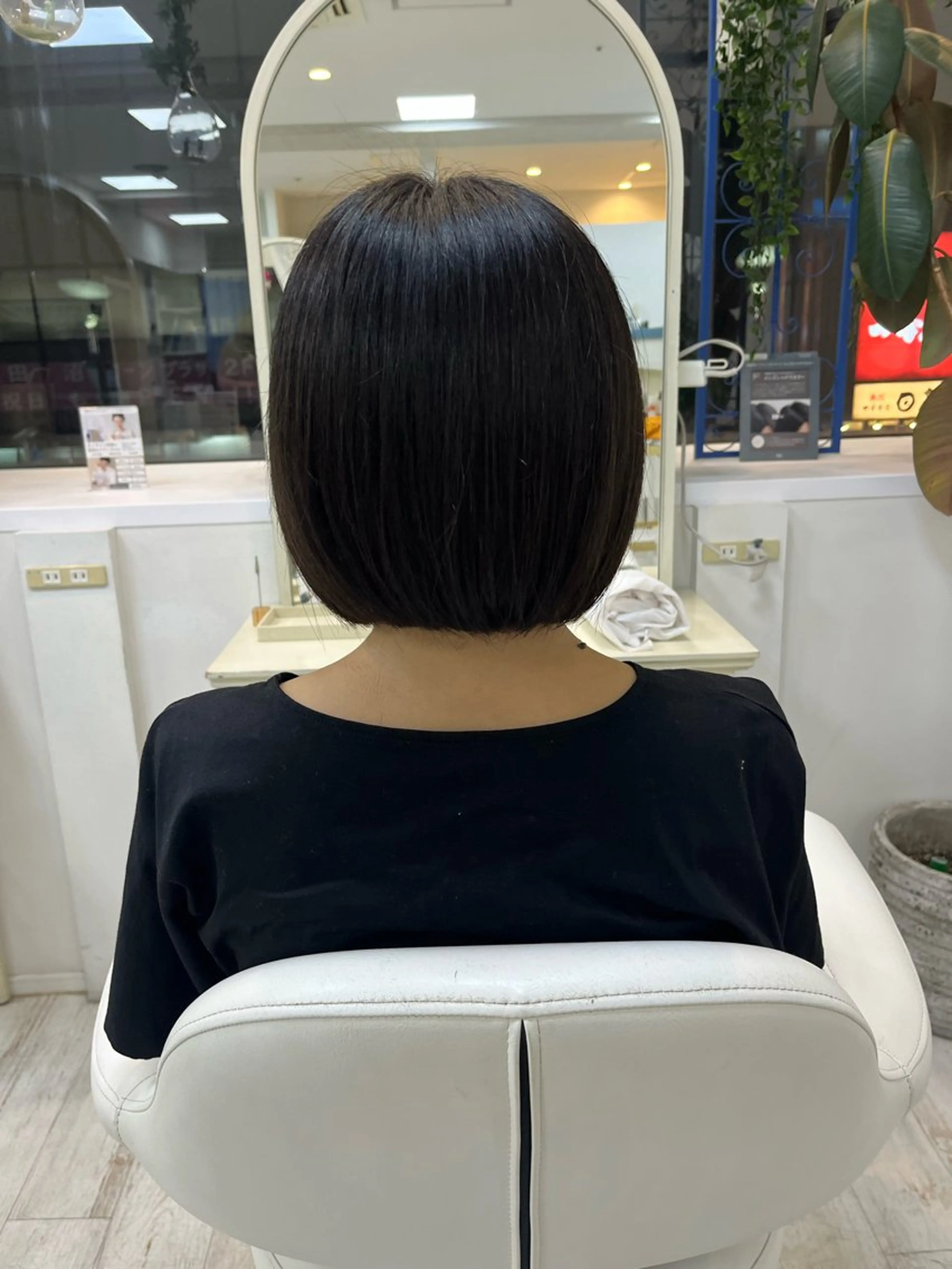 ショート 岡崎 嶺のヘアスタイル