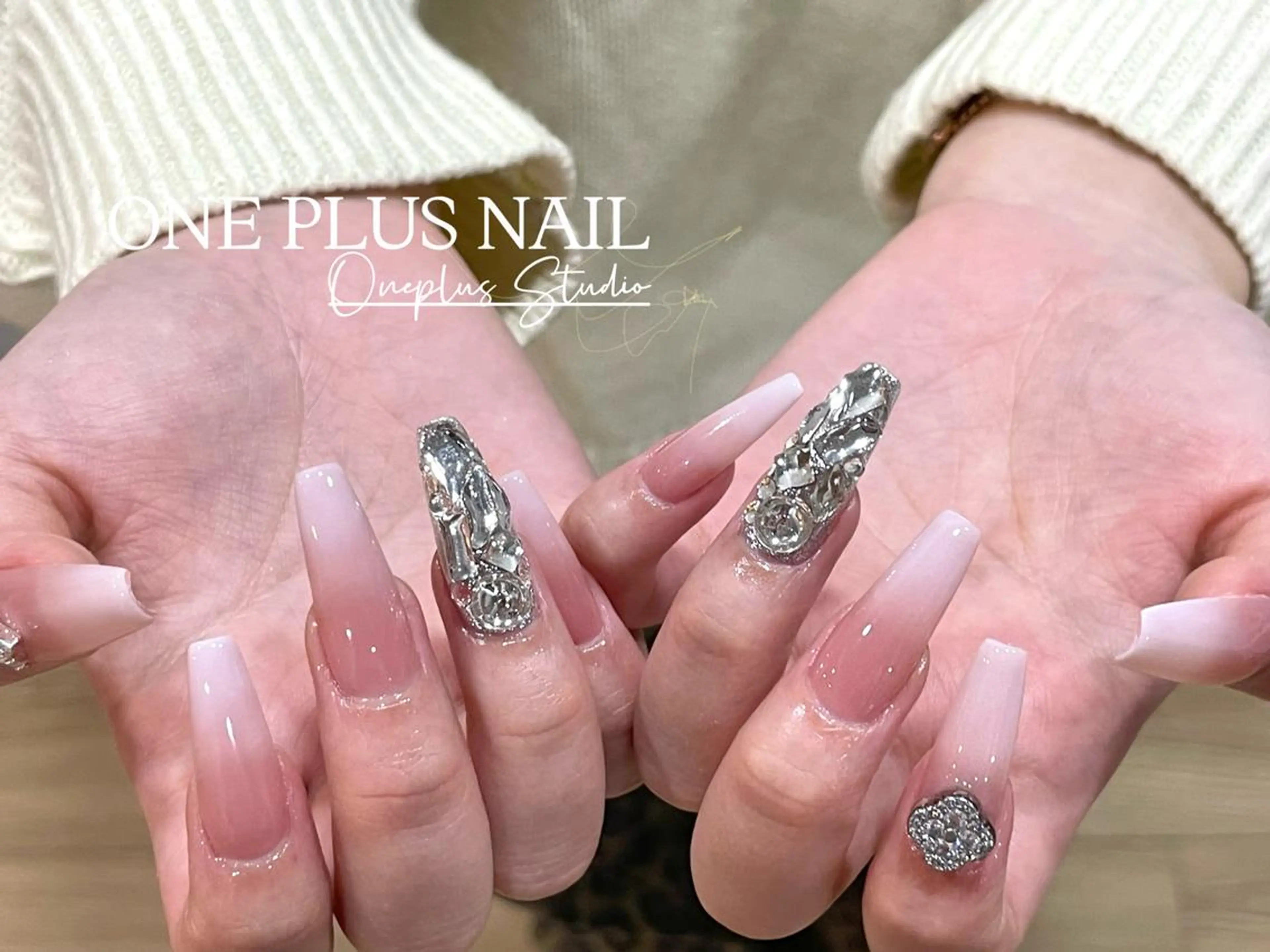 ネイル アートネイル オーロラネイル ガーリー キラキラネイル 韓国ネイル haruka 🧸のネイルデザイン