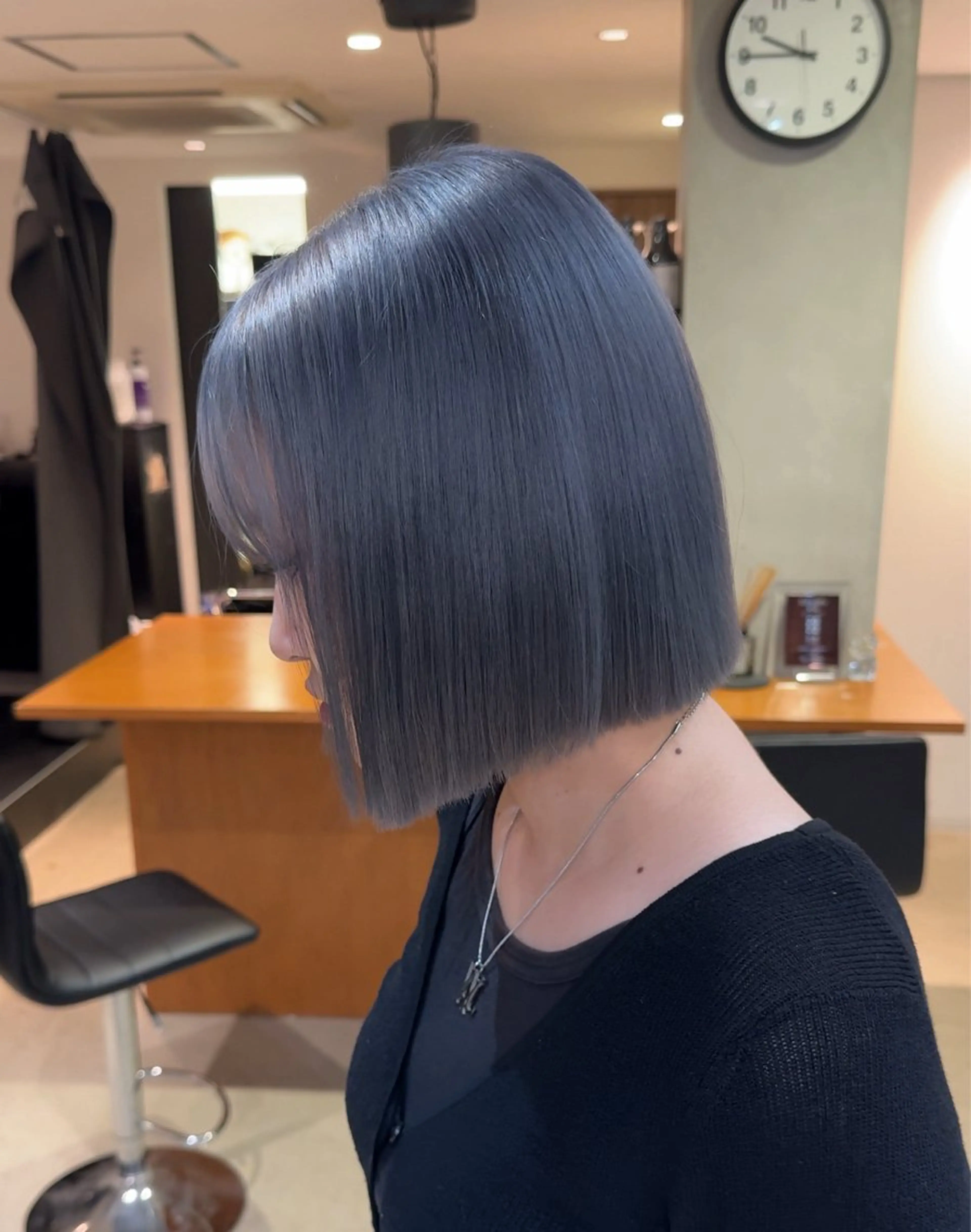 カラー ブルーカラー シルバー レイヤーカット/ ボブカット/ケンヤのヘアスタイル