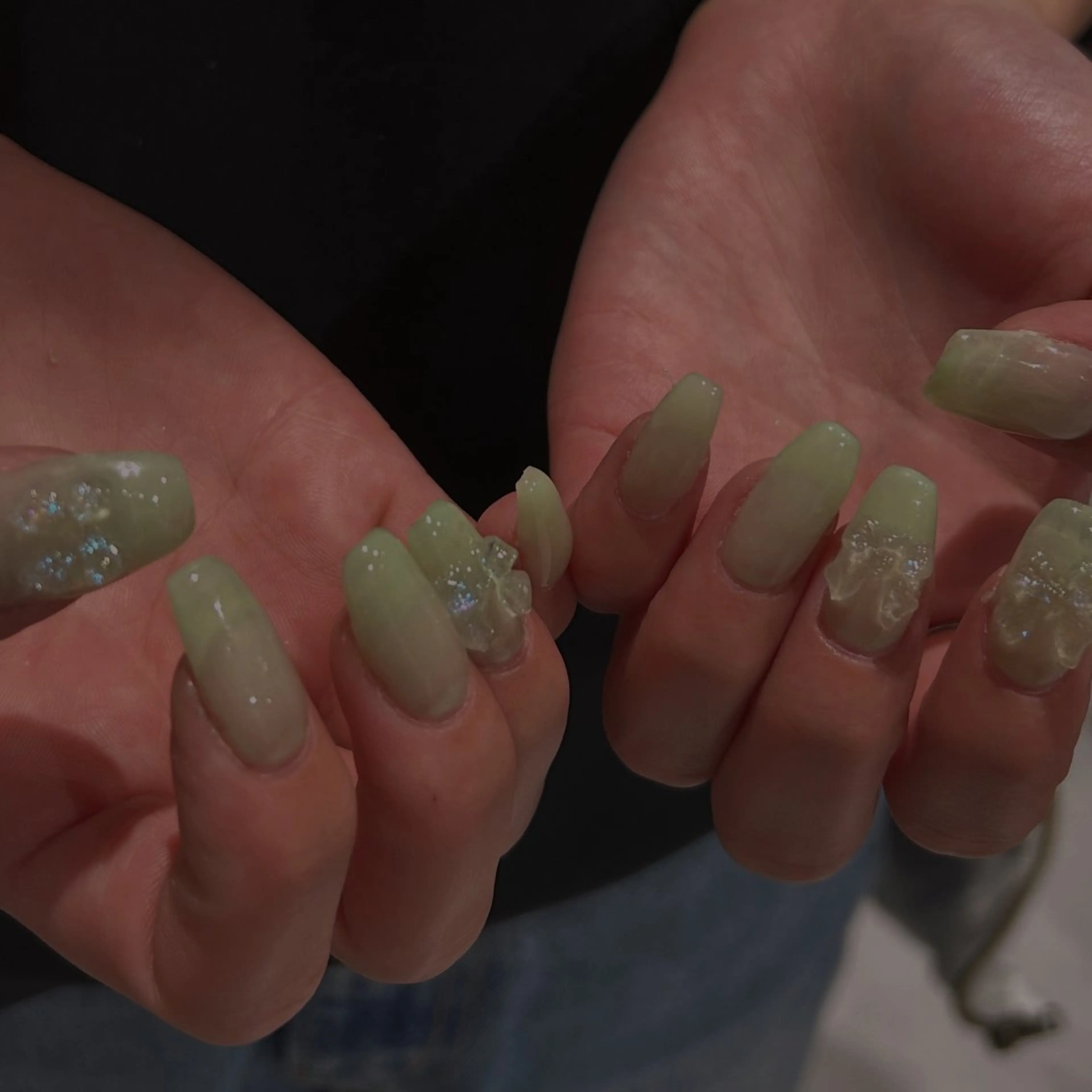 ネイル グリーン 大山 なつみのネイルデザイン