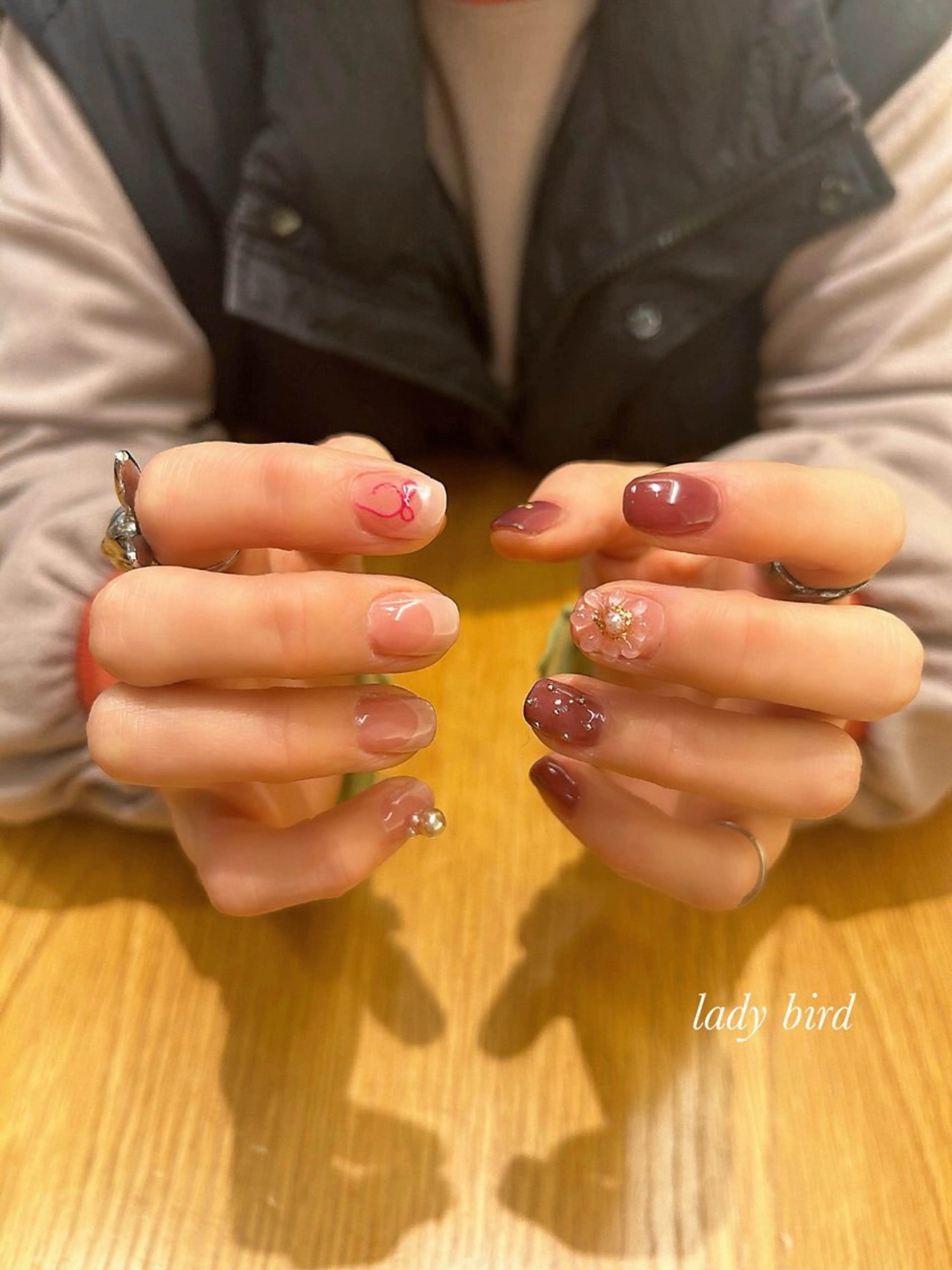 ネイル lady bird yoshieのネイルデザイン