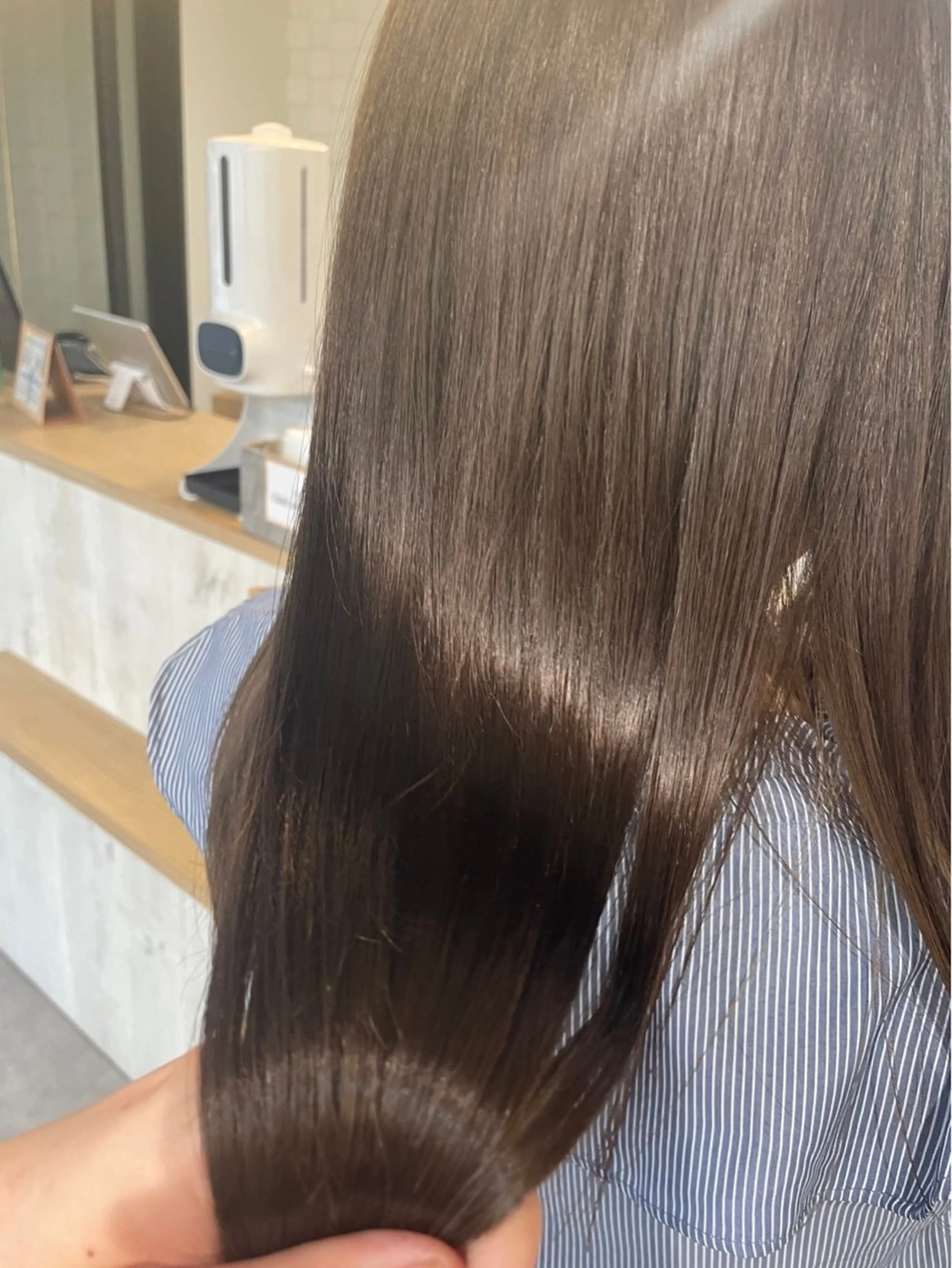 ロング カラー CARE ．KOBE所属・京谷 日向のヘアスタイル