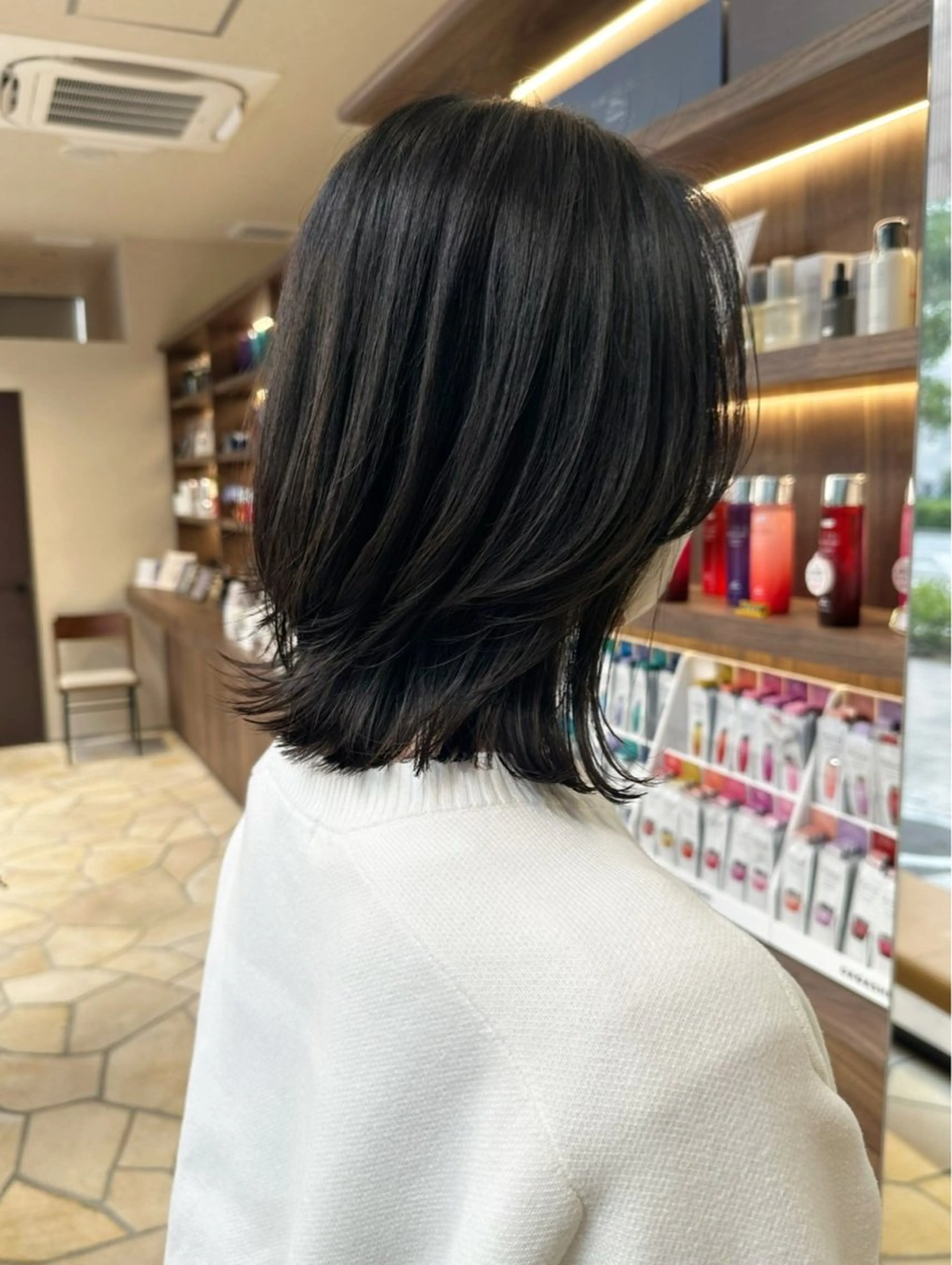 ミディアム カラー GIEN Smart Salon by milbon 西宮ガーデンズ　プラス所属・吉原 星稀のヘアスタイル