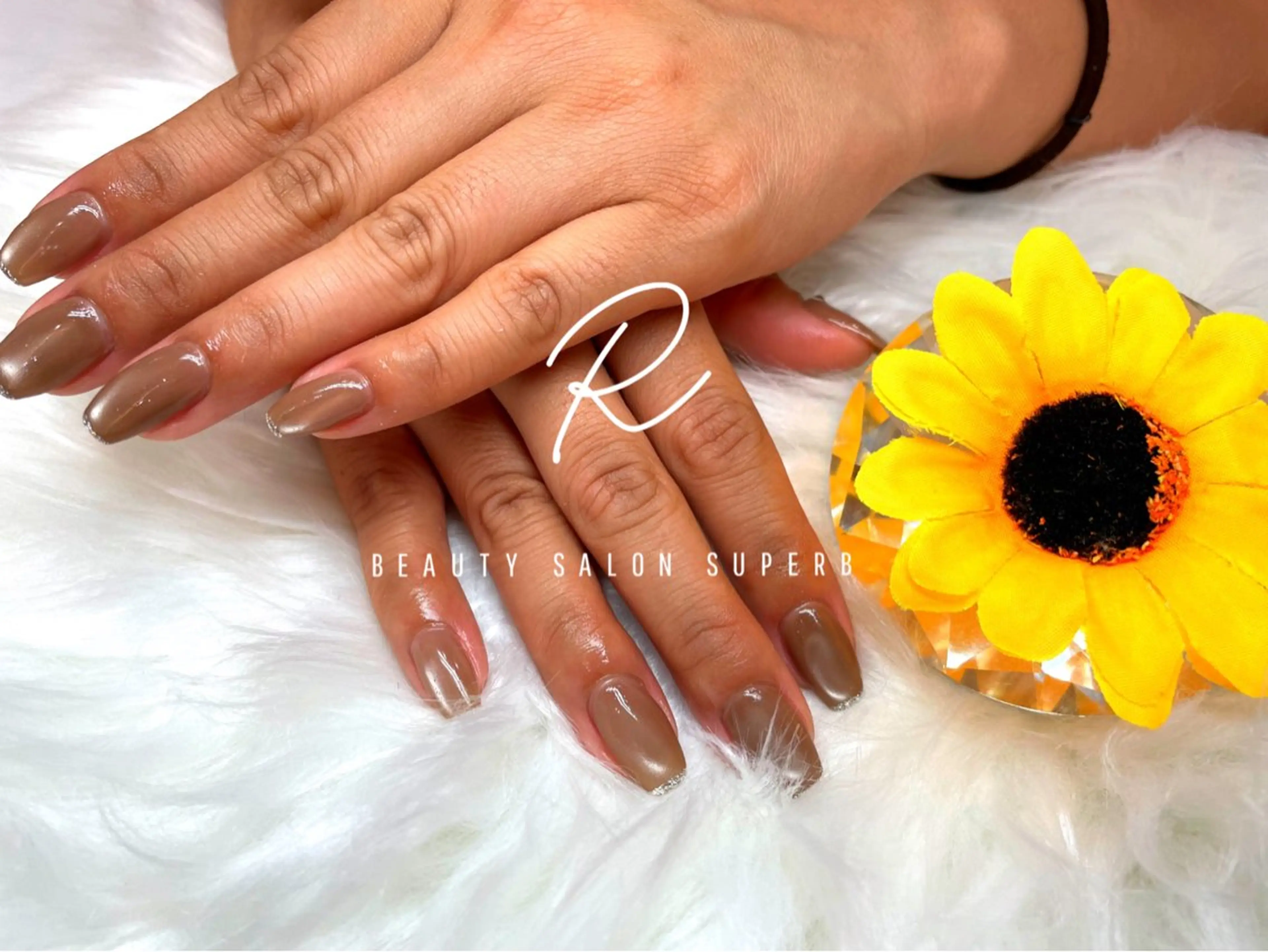 ネイル R MIIのネイルデザイン