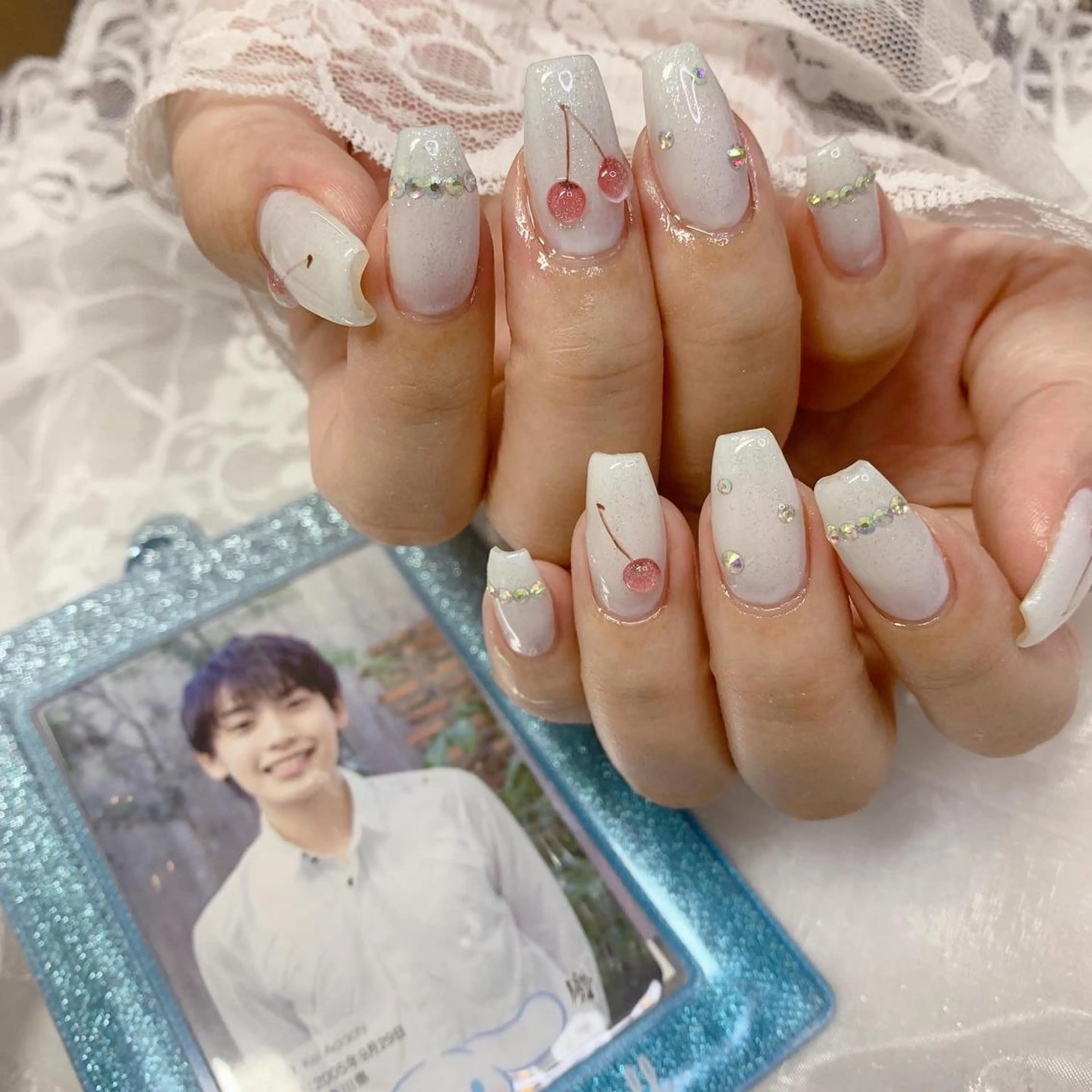 ネイル ロングネイル ハンドネイル La neige* yuki 🥯🍑のネイルデザイン