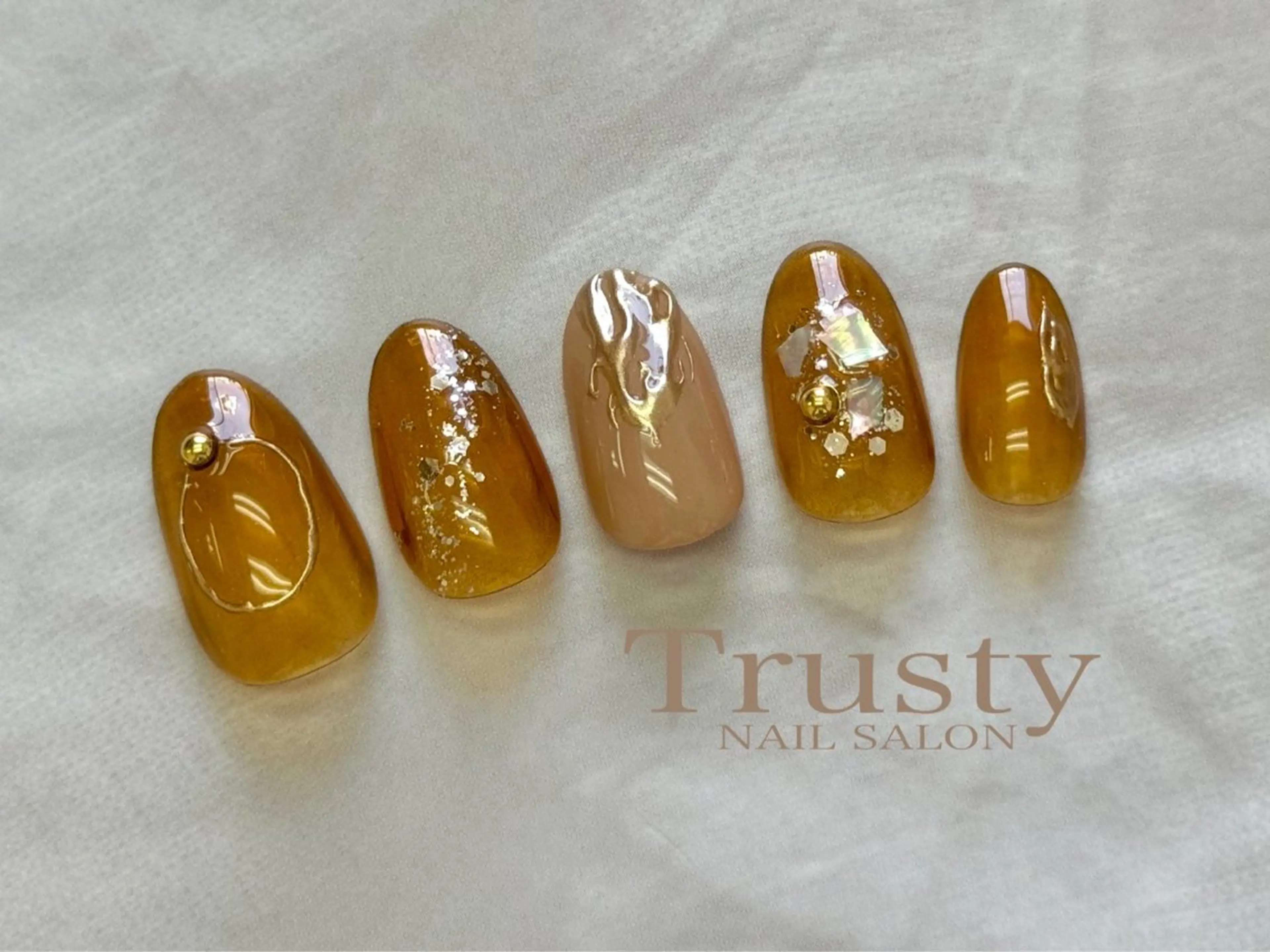 ネイル Trusty新小岩 杉山のネイルデザイン