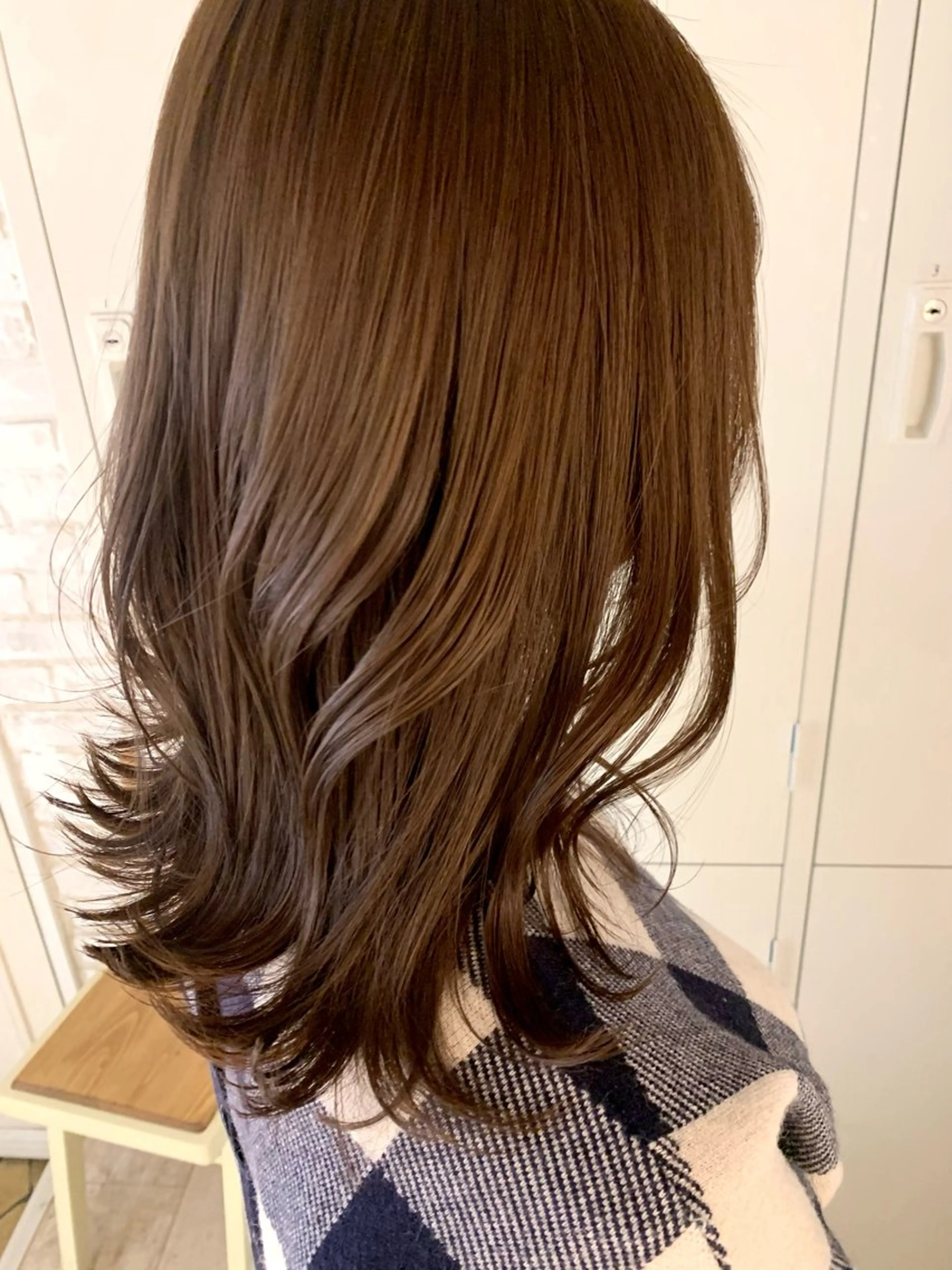 セミロング セミロングレイヤー レイヤーカット grow所属・和田 拓也のヘアスタイル