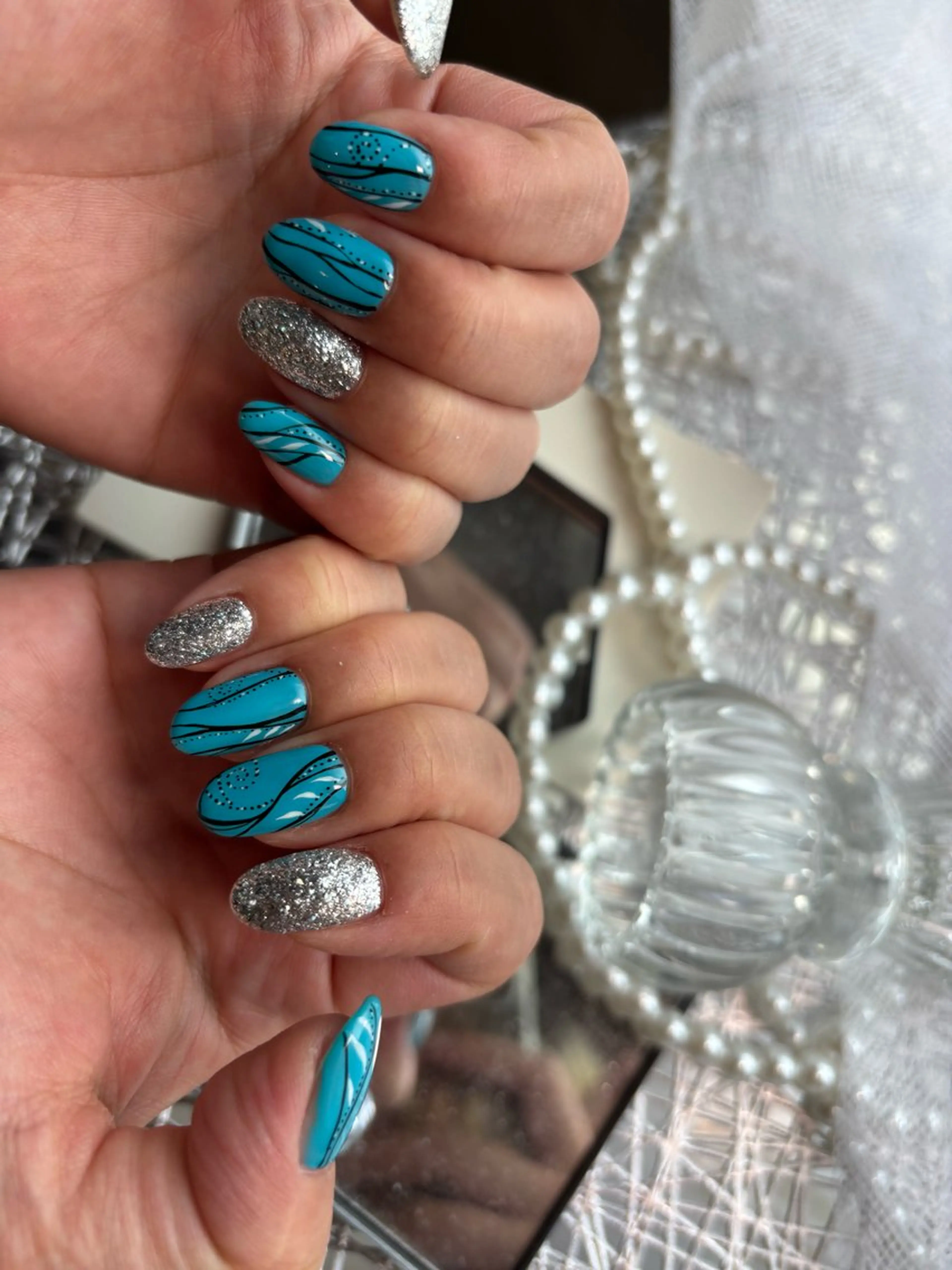 ネイル 持ち込み ハンドネイル .8 HAREのネイルデザイン