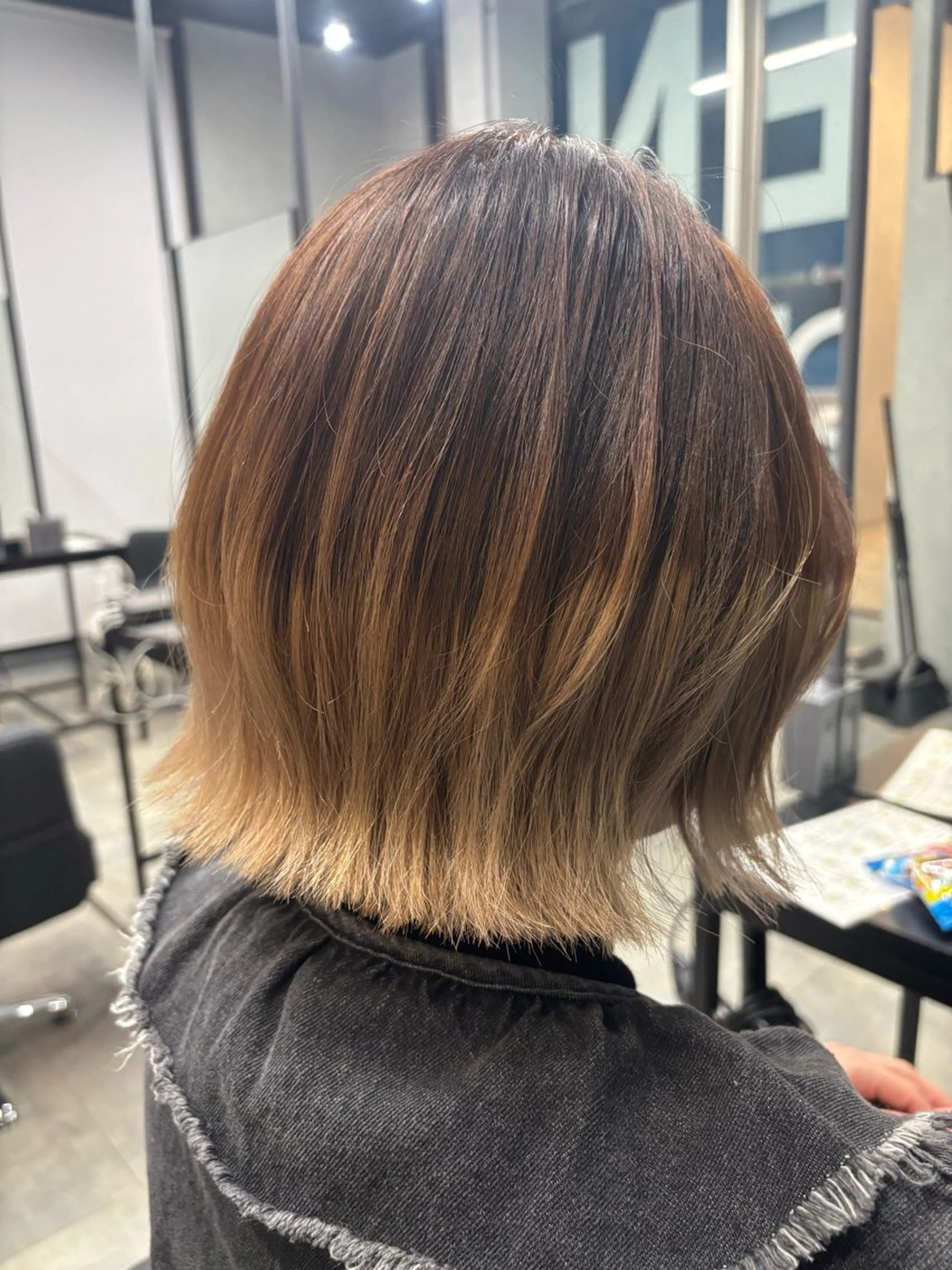 ミディアム カラー ブリーチ 山田 諭のヘアスタイル