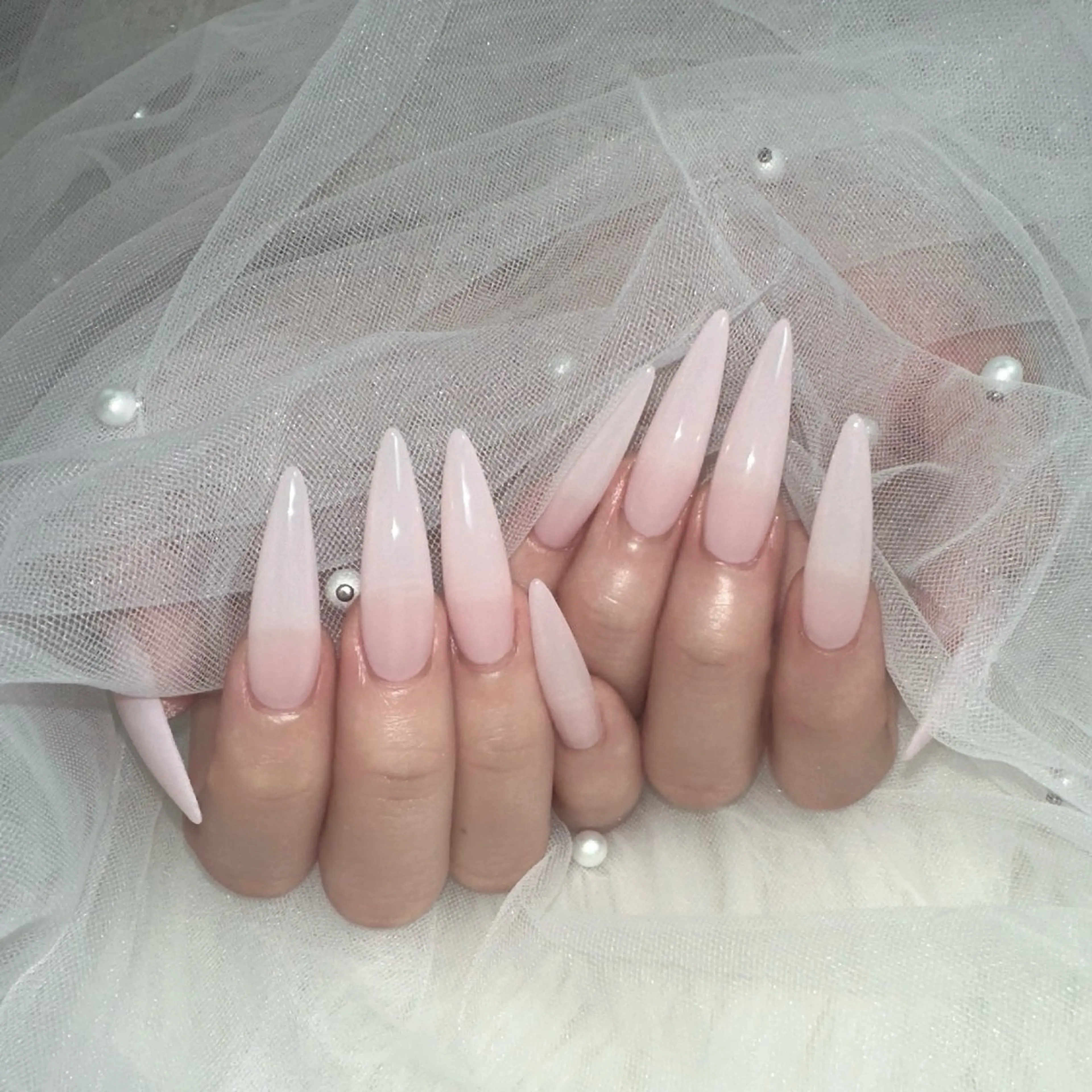 ネイル アートネイル ジェルネイル グラデーション キラキラネイル ラメ(グリッター) ハンドネイル Viola. 優花のネイルデザイン