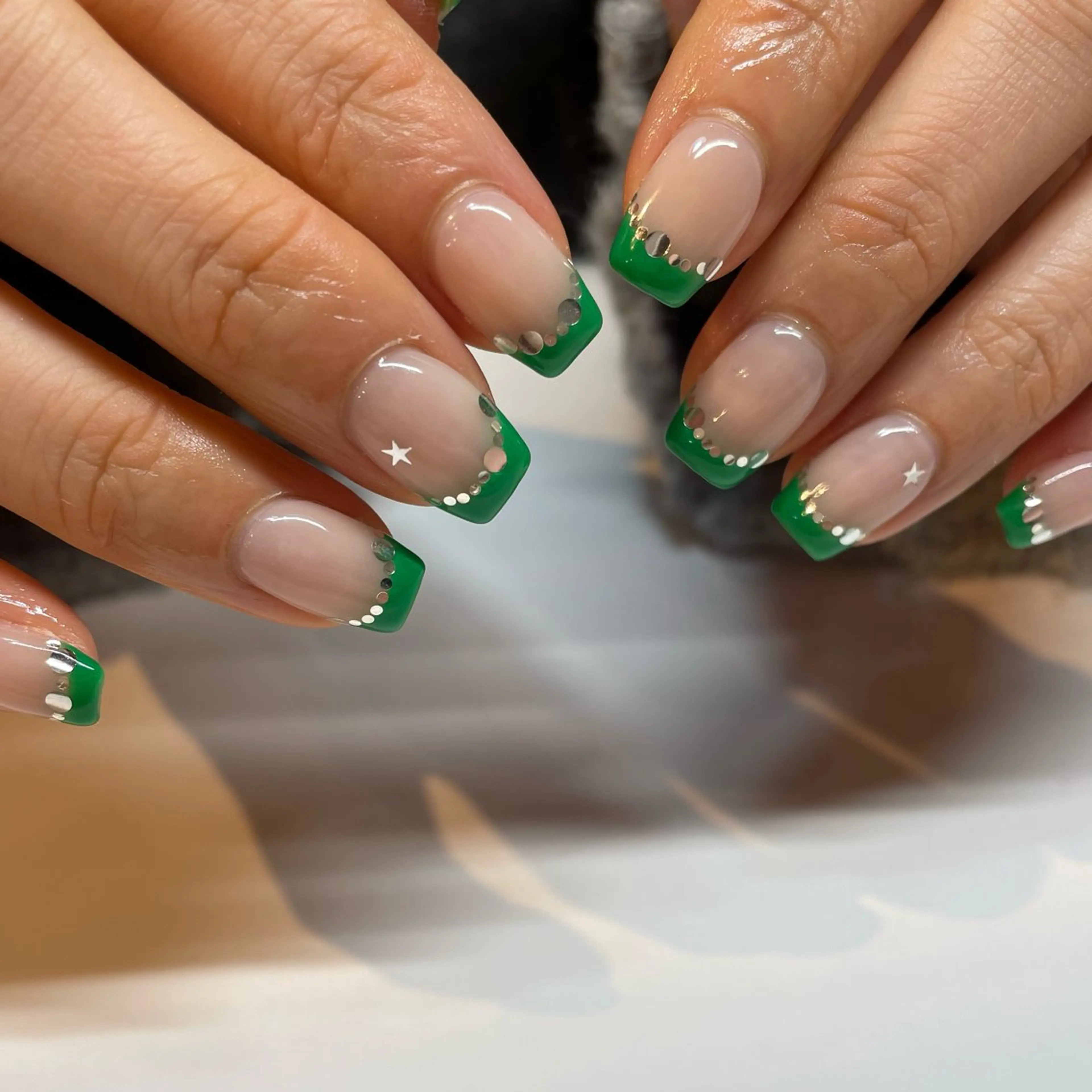 ネイル フレンチネイル Manon Yuiのマツエク・マツパデザイン