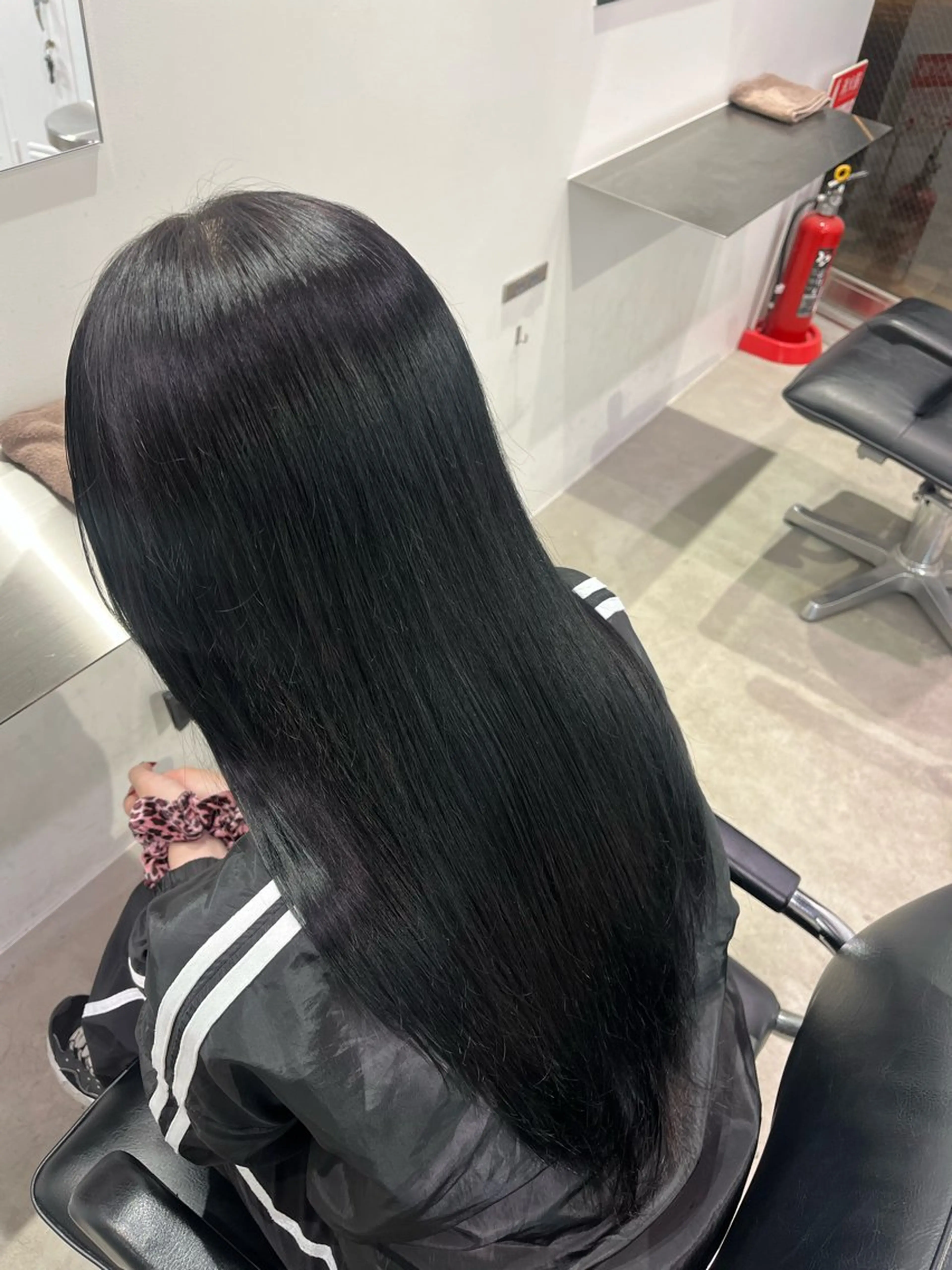 ロング カラー 透明感カラー 夏果⭐︎fifth 天神 海外風パーマのヘアスタイル