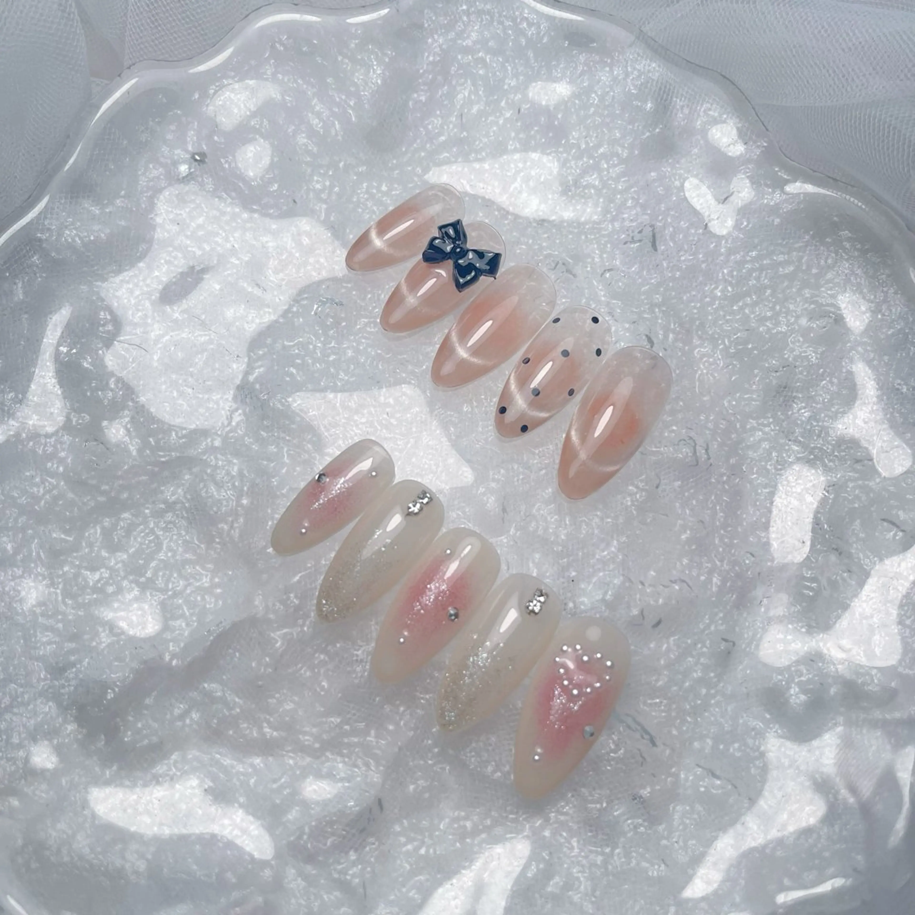 ネイル 長さ出し ジェルネイル 韓国ネイル マグネットネイル 持ち込み ハンドネイル RE SALONのネイルデザイン