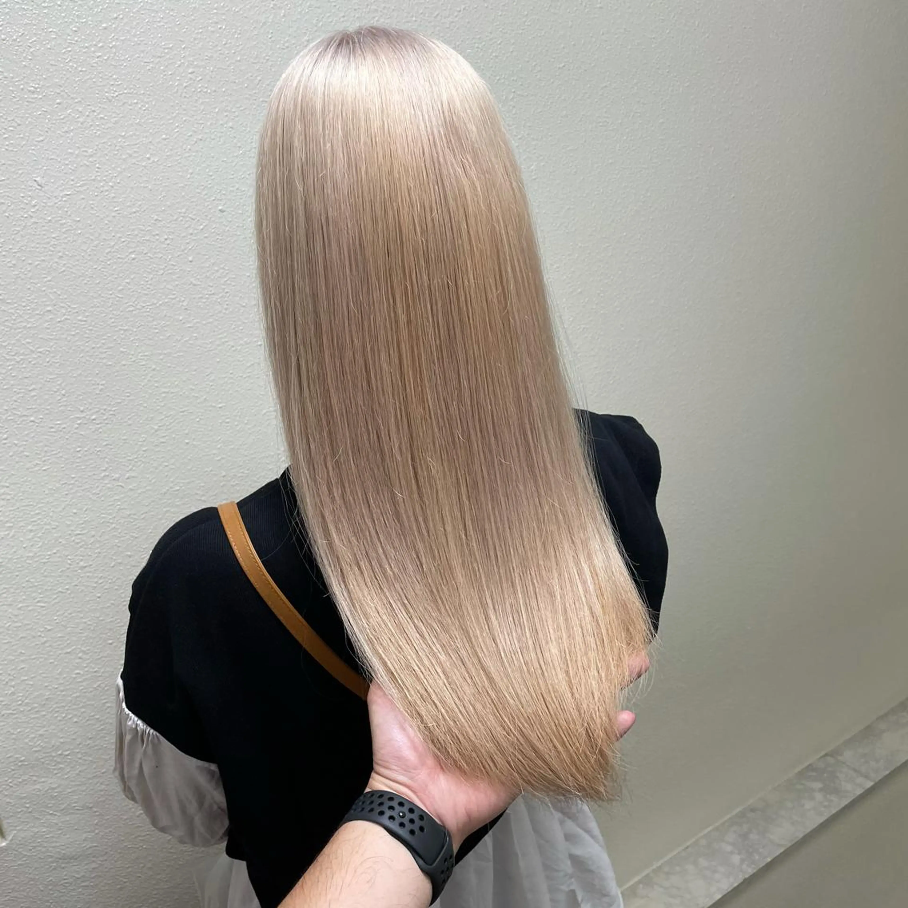 ロング カラー パーマ ヘアアレンジ メンズ キッズ ネイル マツエク・マツパ メンズバレイヤージュ メンズブリーチ メンズハイライト メンズハイトーン メンズインナーカラー カット トリートメント 髪質改善🇰🇷 レイヤーカット/梅田のヘアスタイル