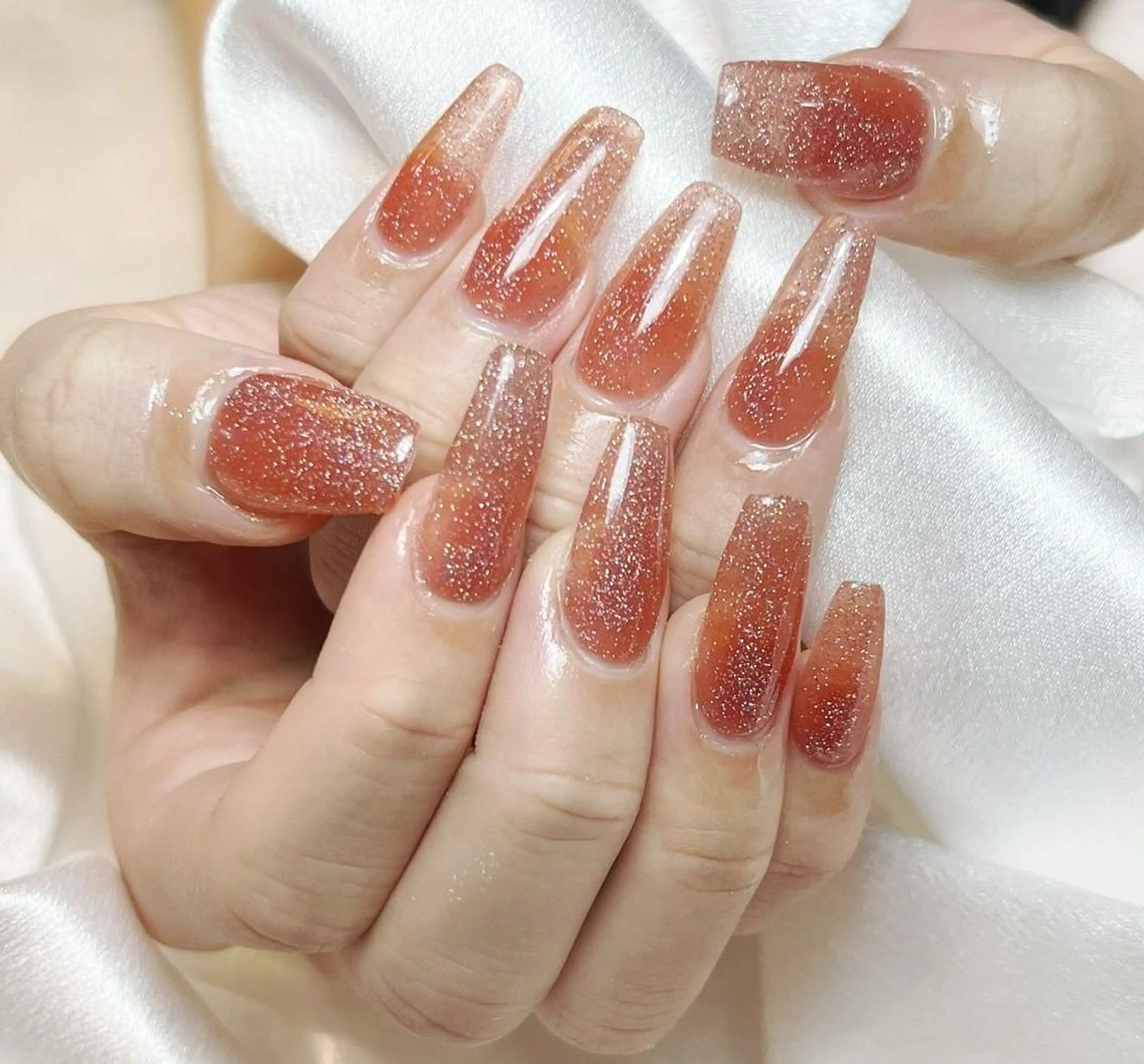 ネイル RAFFINE 月🦋🩵のネイルデザイン