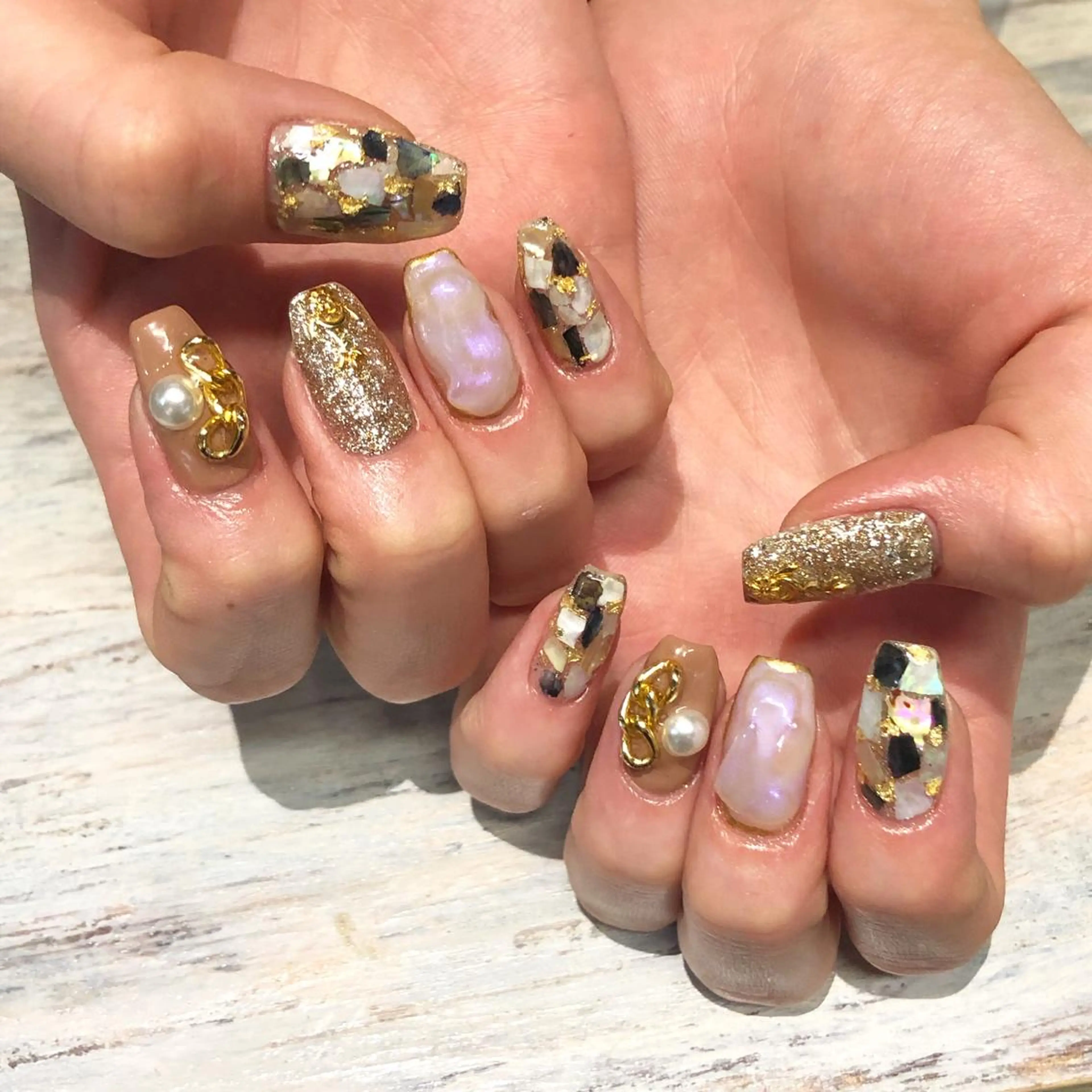 ネイル crestnail所属・小林 束紗のネイルデザイン