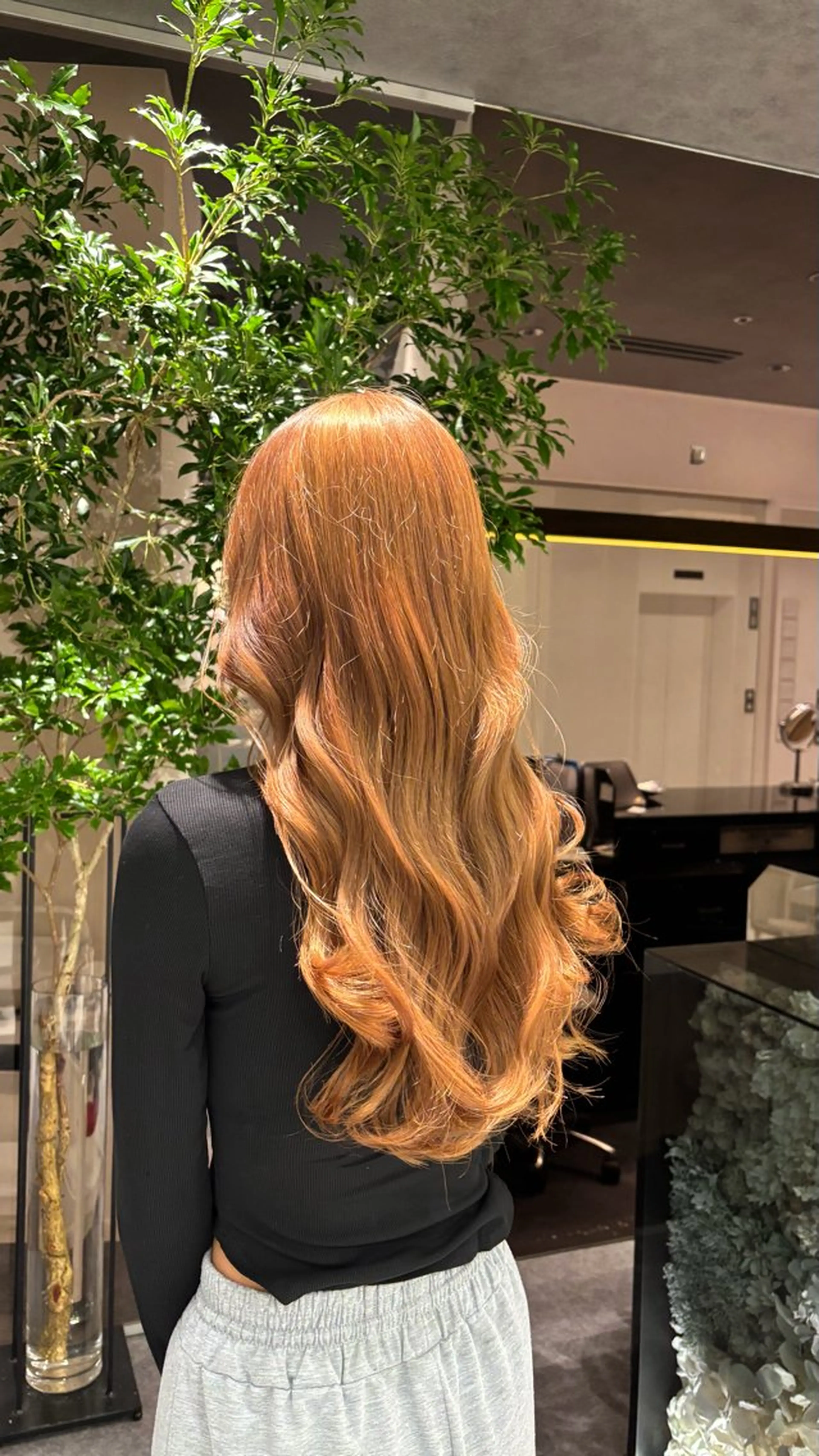 ロング 透明感カラーカット✨ 鈴木思音のヘアスタイル