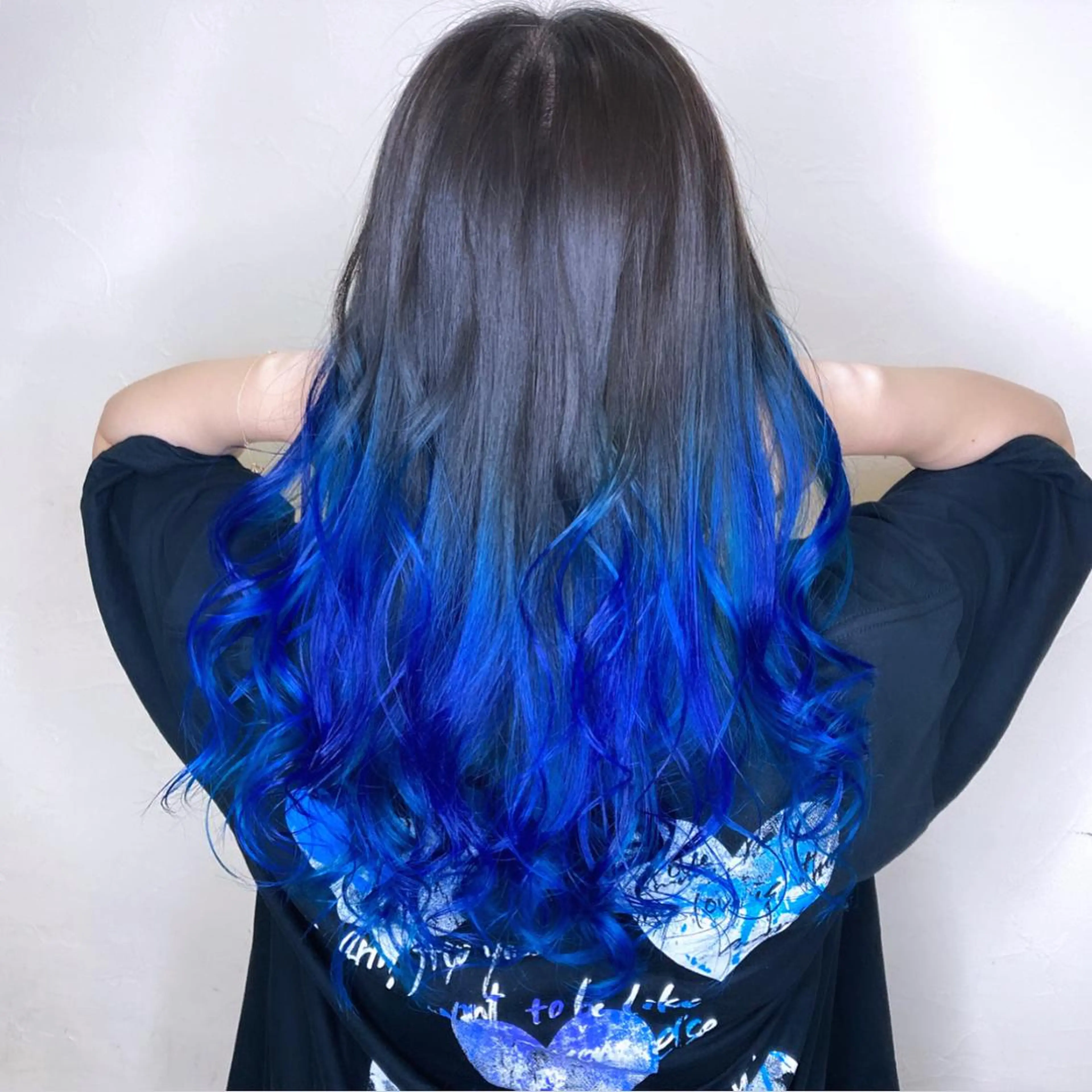 ロング 熊谷ウルフ・レイヤー あゆむのヘアスタイル