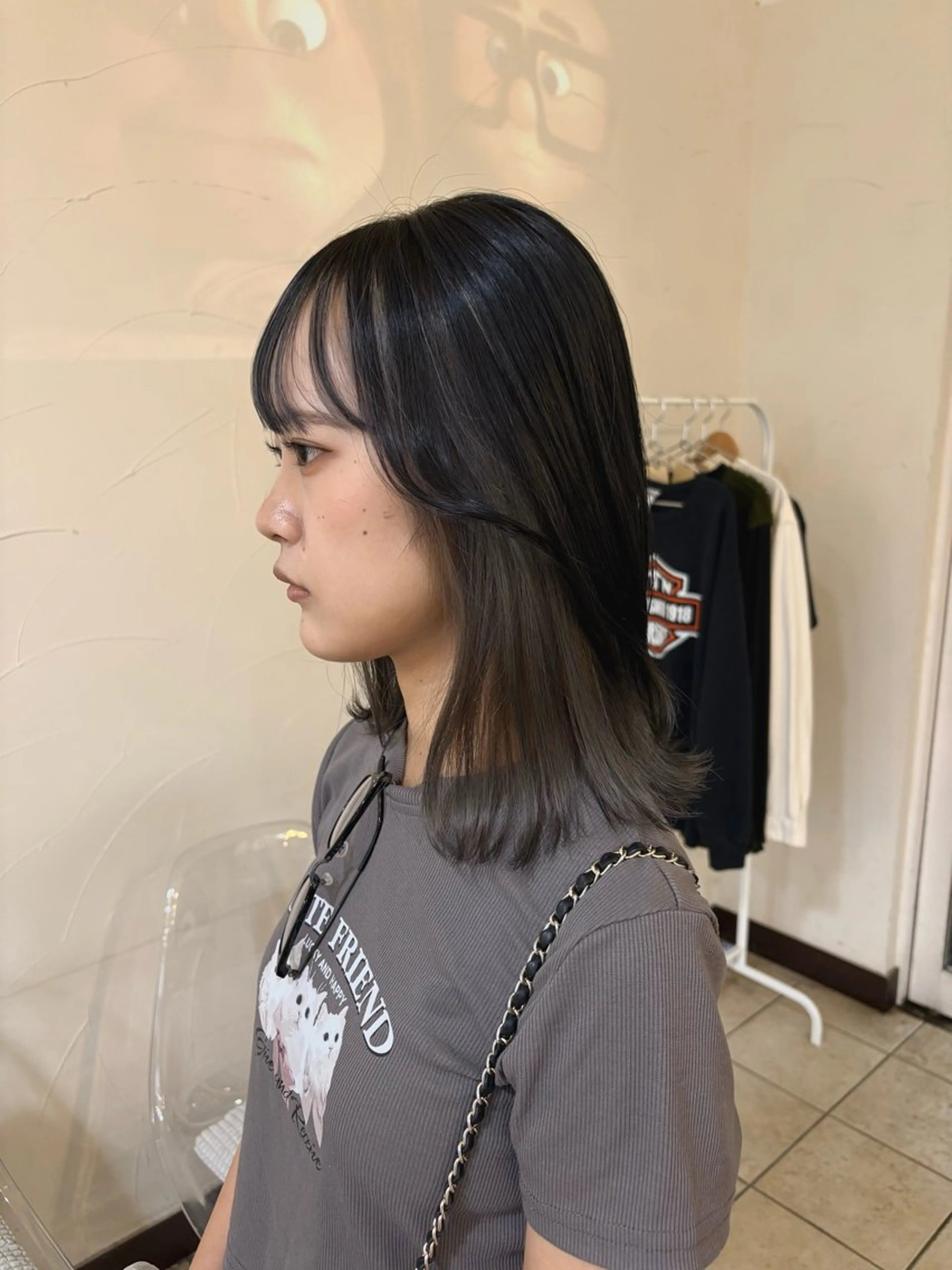 ミディアム カラー ヘアカラー トリートメント スズキ ユウナのヘアスタイル