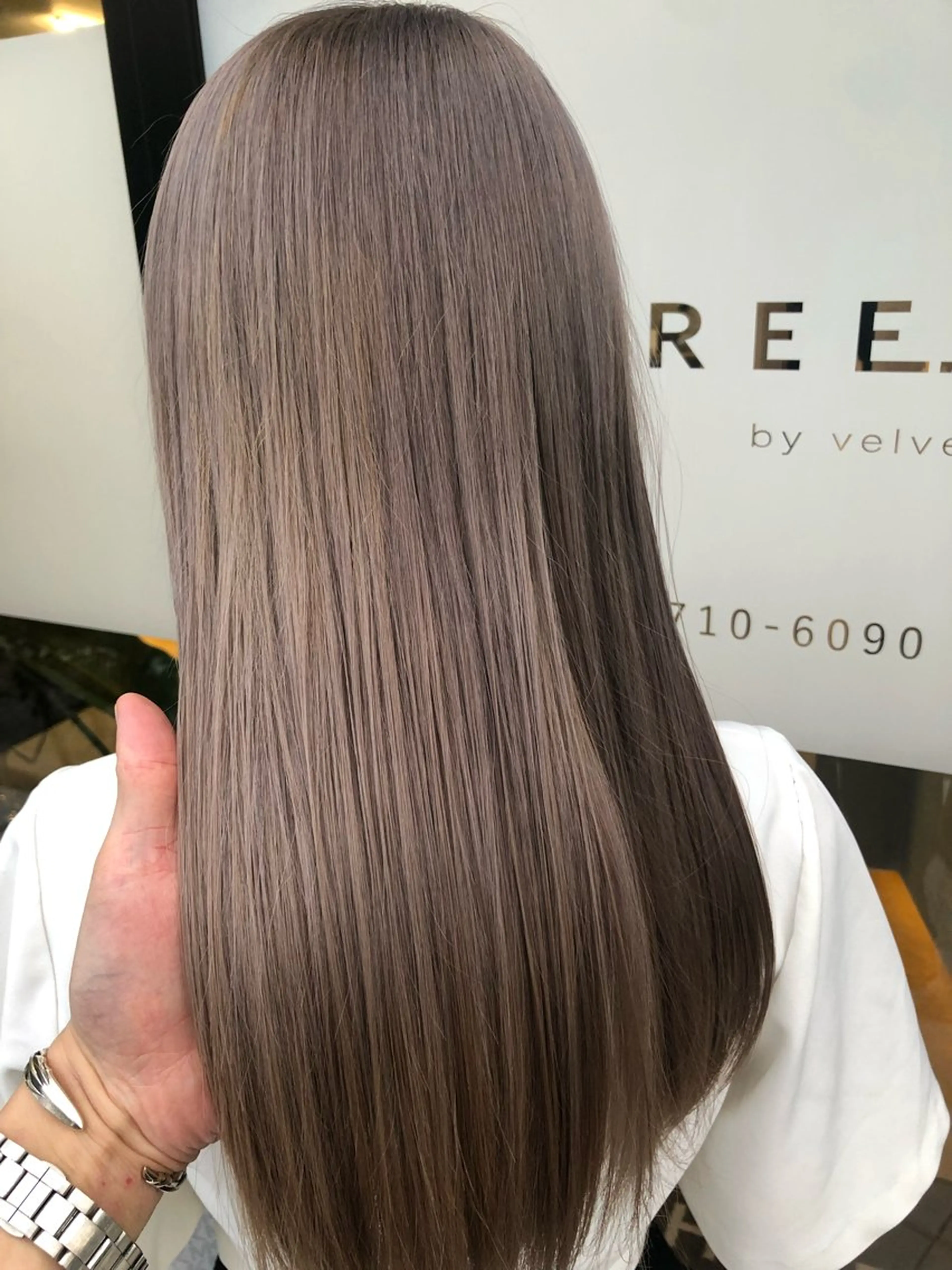 ロング カット 縮毛矯正 【髪質改善】 【酸性ストレート】のヘアスタイル