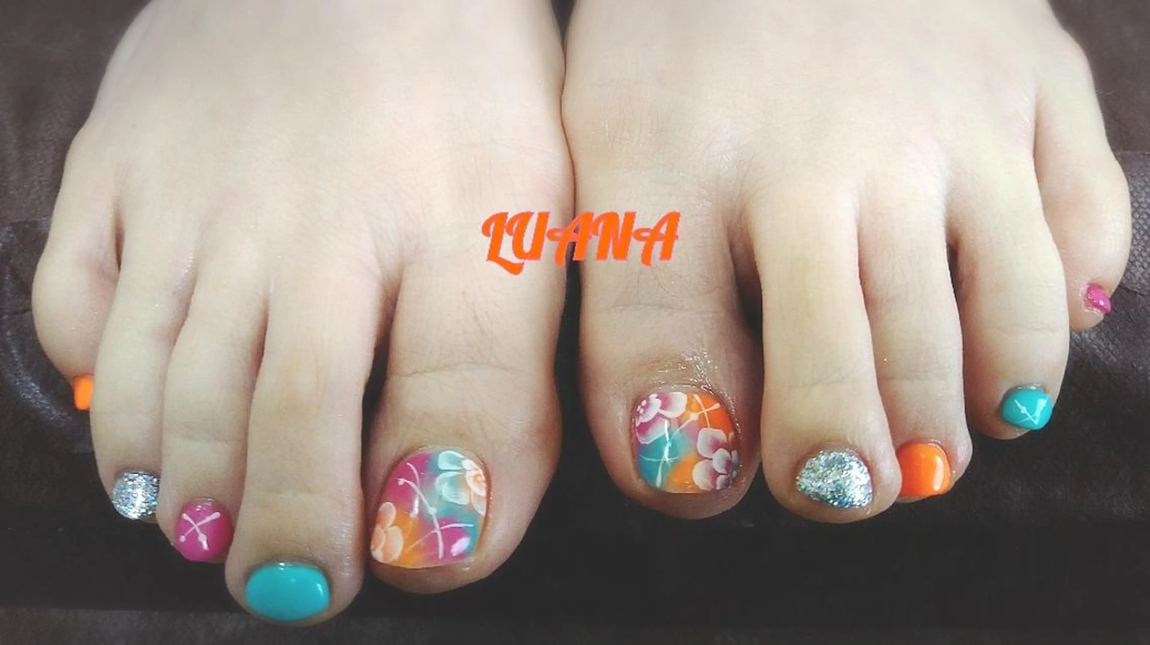 ネイル フットネイル LUANA  TAKAHASHIのネイルデザイン