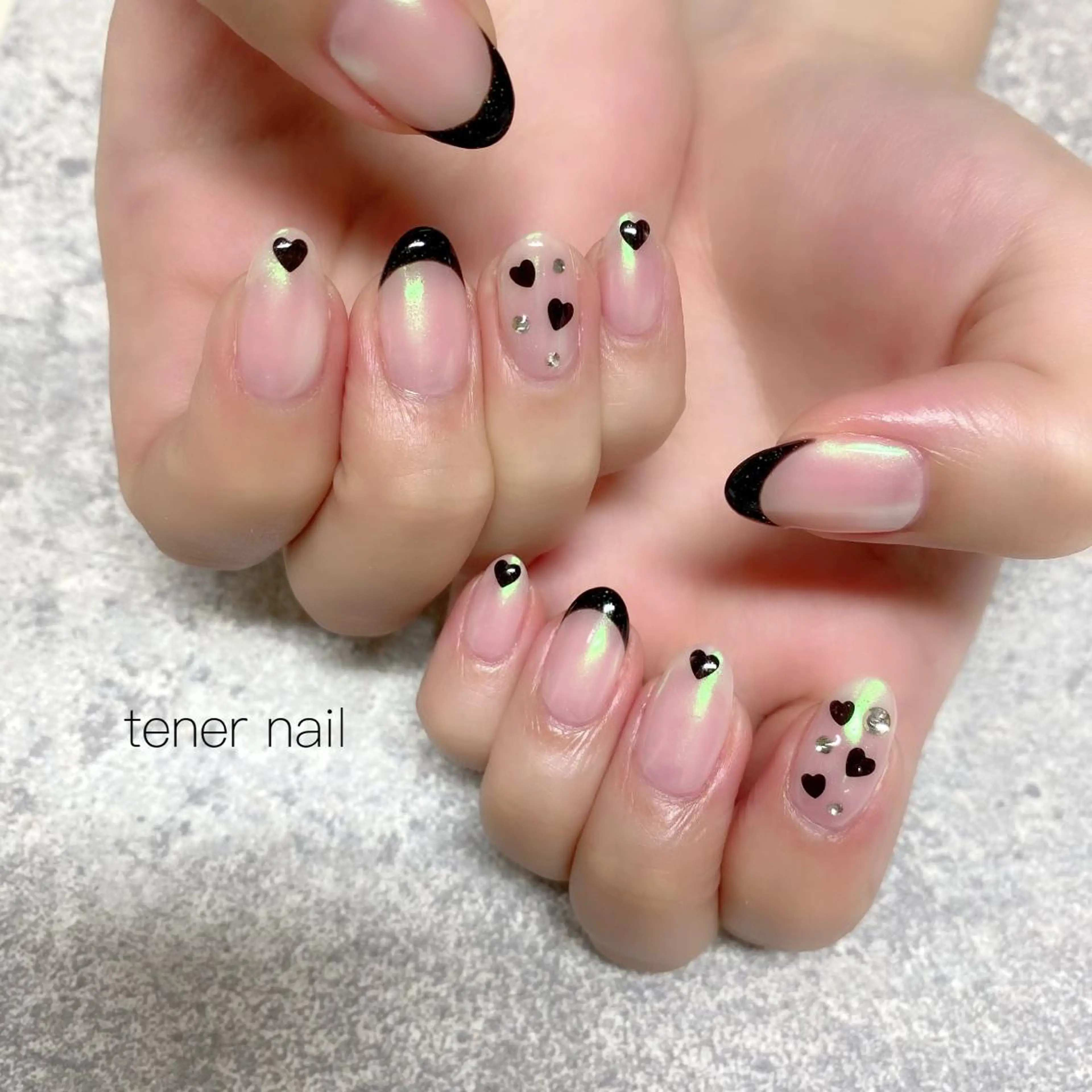 ネイル オーロラネイル フレンチネイル tener  nail  テネルネイル所属・テネルネイル tener nailのネイルデザイン