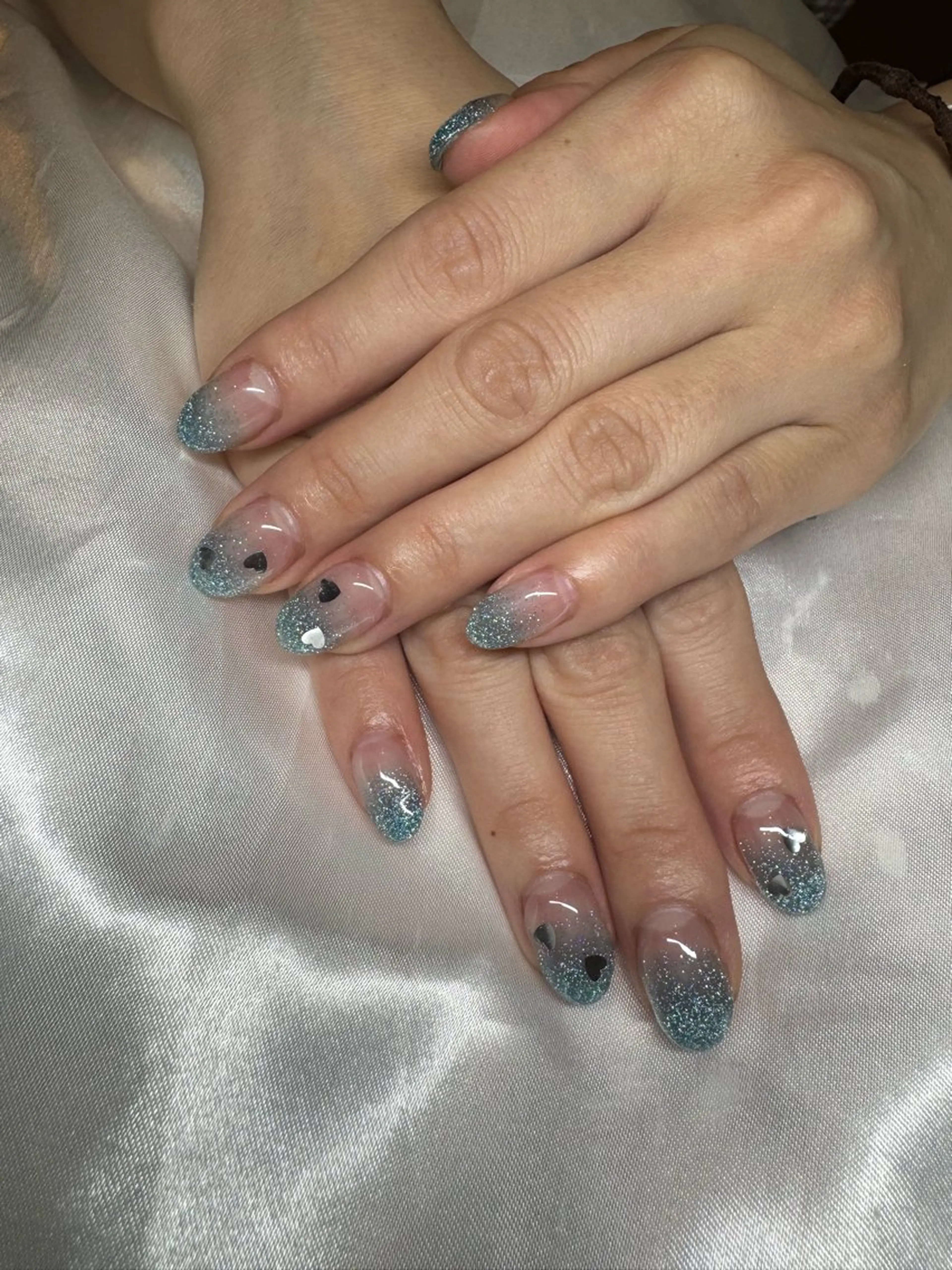 ネイル ハンドネイル 濱岡 咲のネイルデザイン