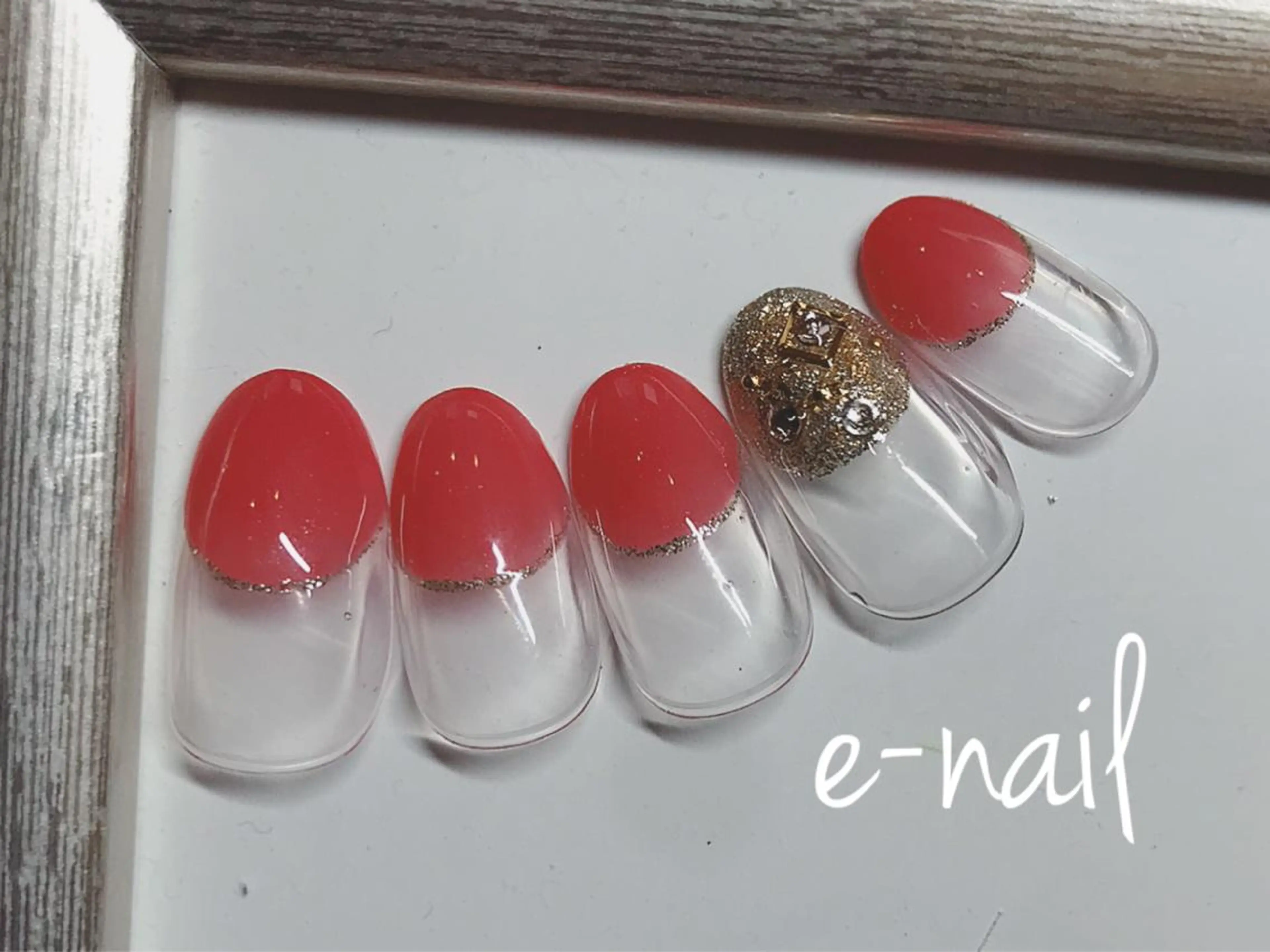 ネイル e-nail所属・e-Reju イリュージュのネイルデザイン