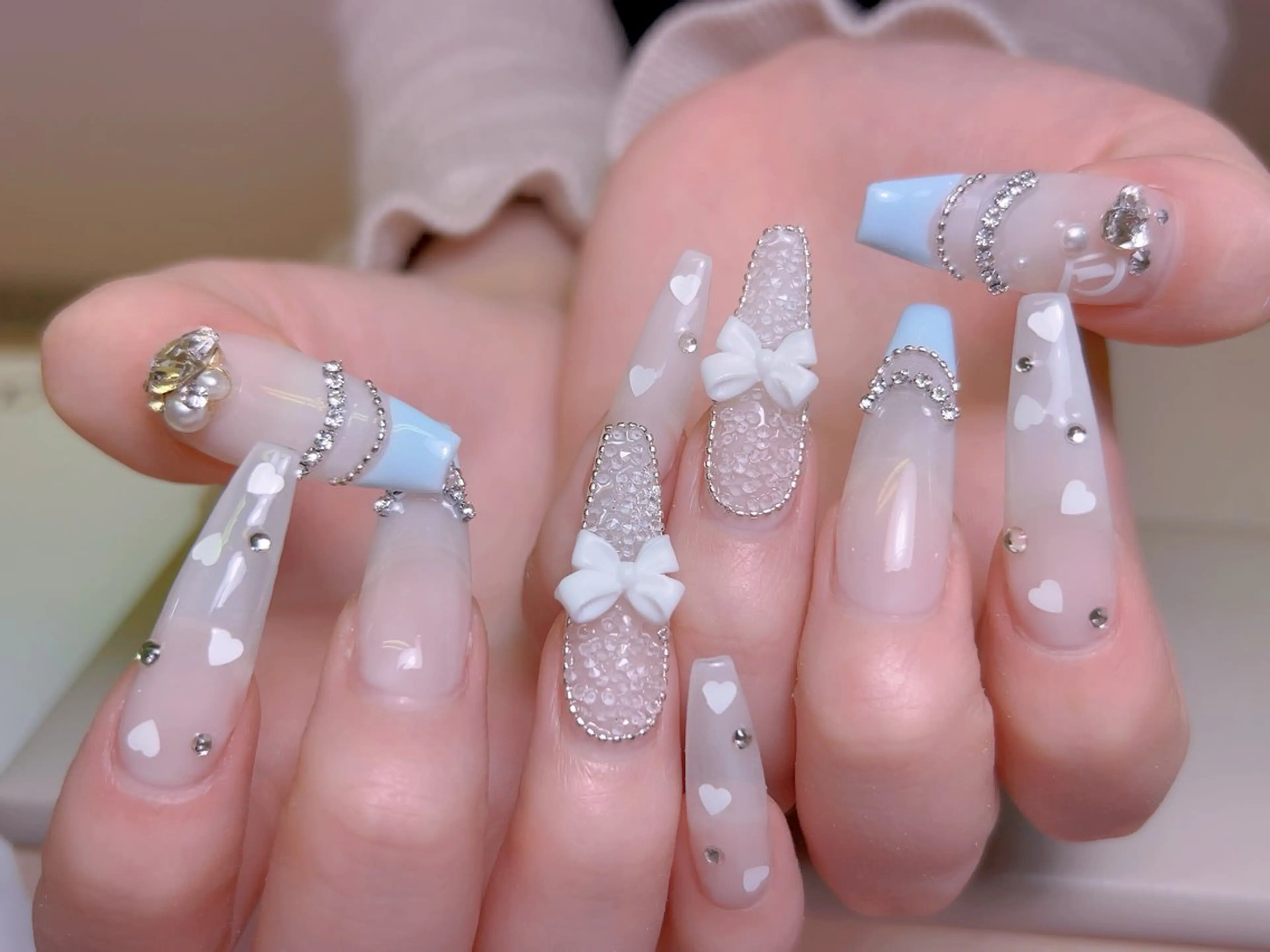 ネイル 長さ出し フレンチネイル ジェルネイル グラデーション 韓国ネイル ハンドネイル 【長さ出し】 IRIS NAILのネイルデザイン