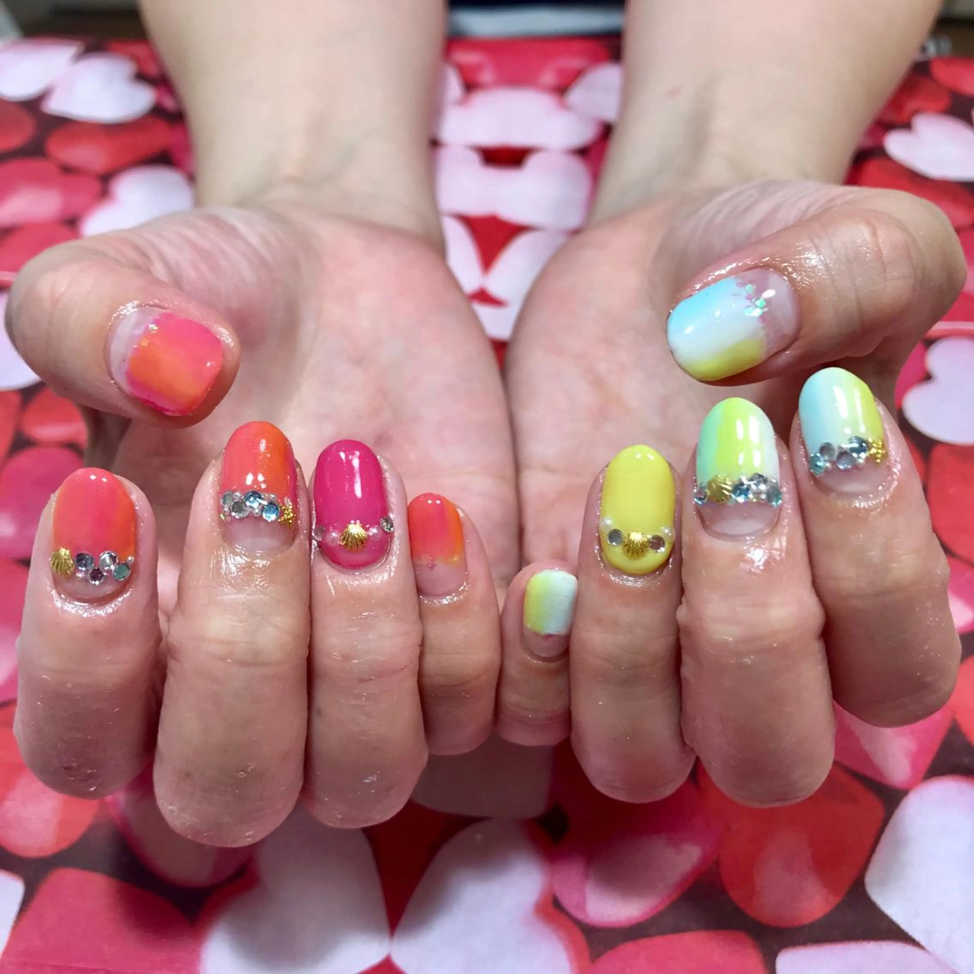 ネイル LOVEnail tomoのネイルデザイン