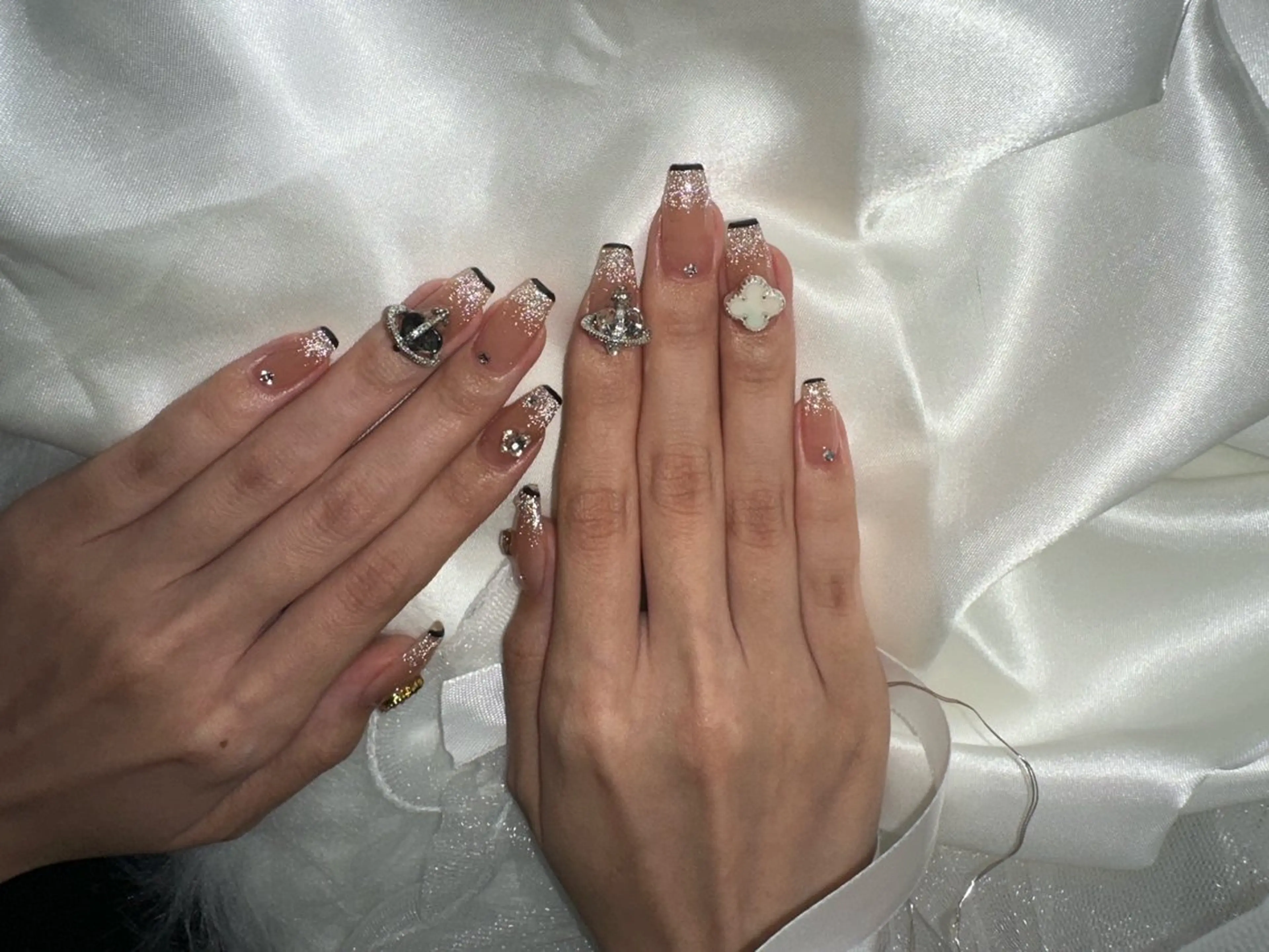 ネイル フラッシュネイル Nailsalon SKiのネイルデザイン