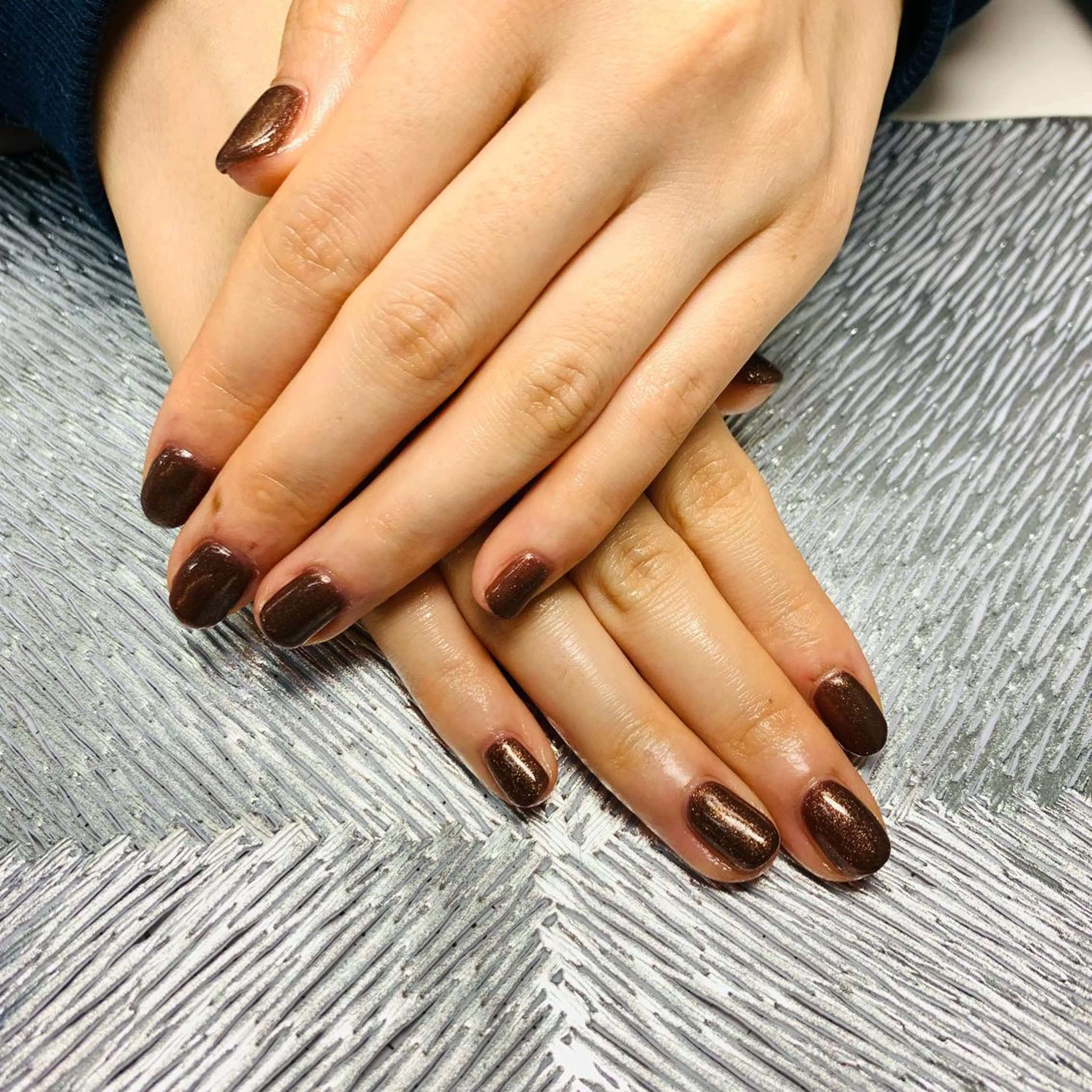 ネイル ブラウン ラメ(グリッター) ワンカラーネイル Briwa✨nail 💅enoi ❤︎のネイルデザイン