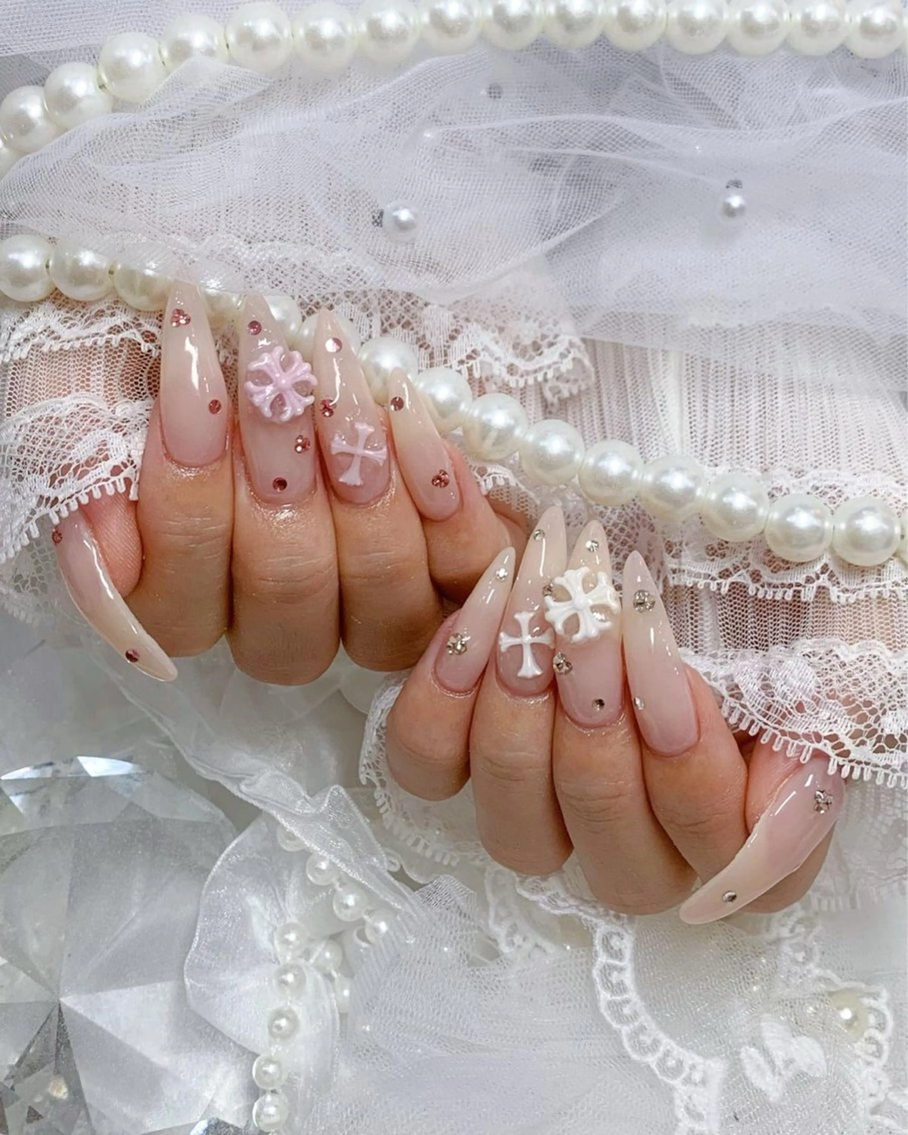 ネイル オーロラネイル チークネイル 長さ出し フットネイル フレンチネイル ハンドネイル Lee Nails チップ長さだし専門店のネイルデザイン