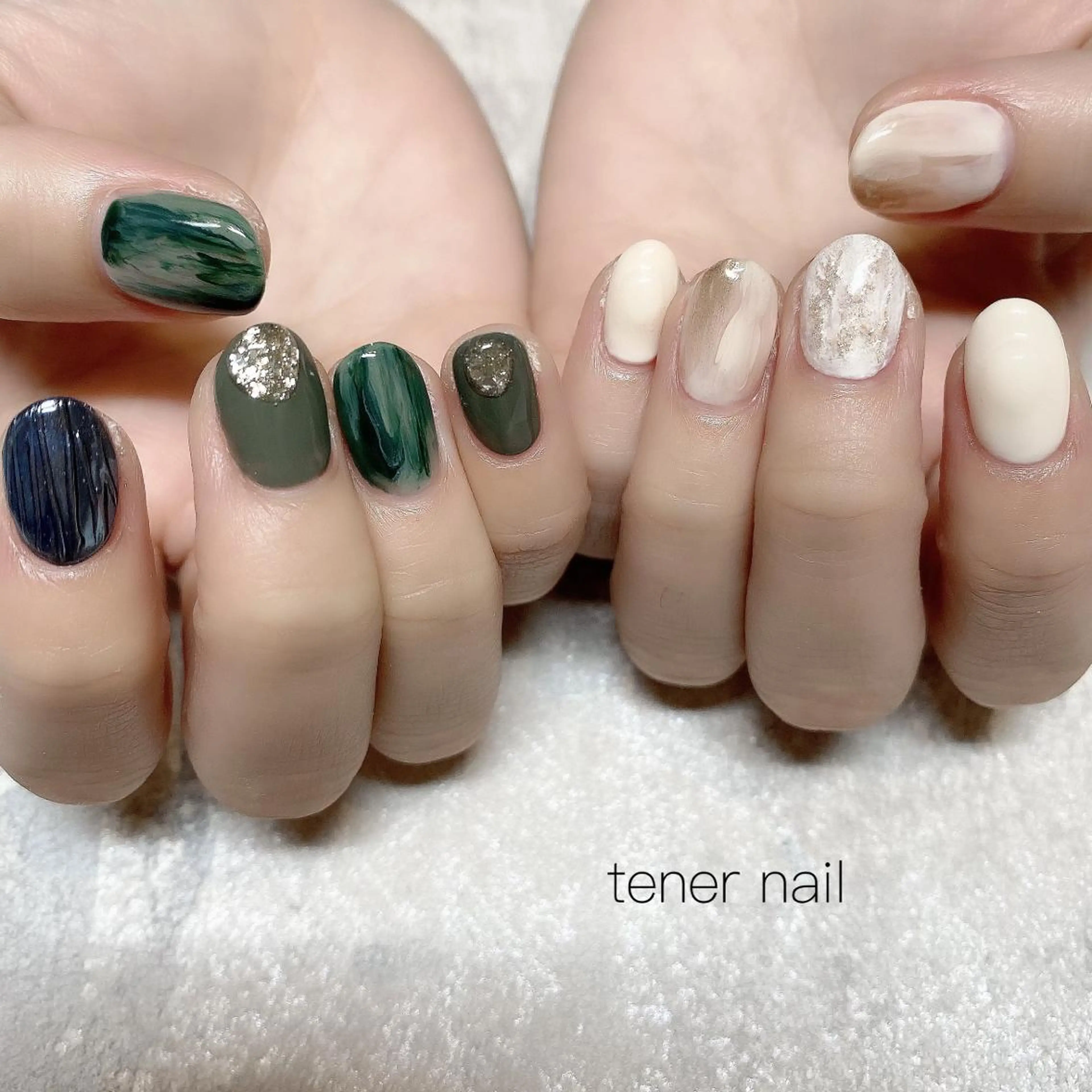 ネイル グリーン ホワイト tener  nail  テネルネイル所属・テネルネイル tener nailのネイルデザイン
