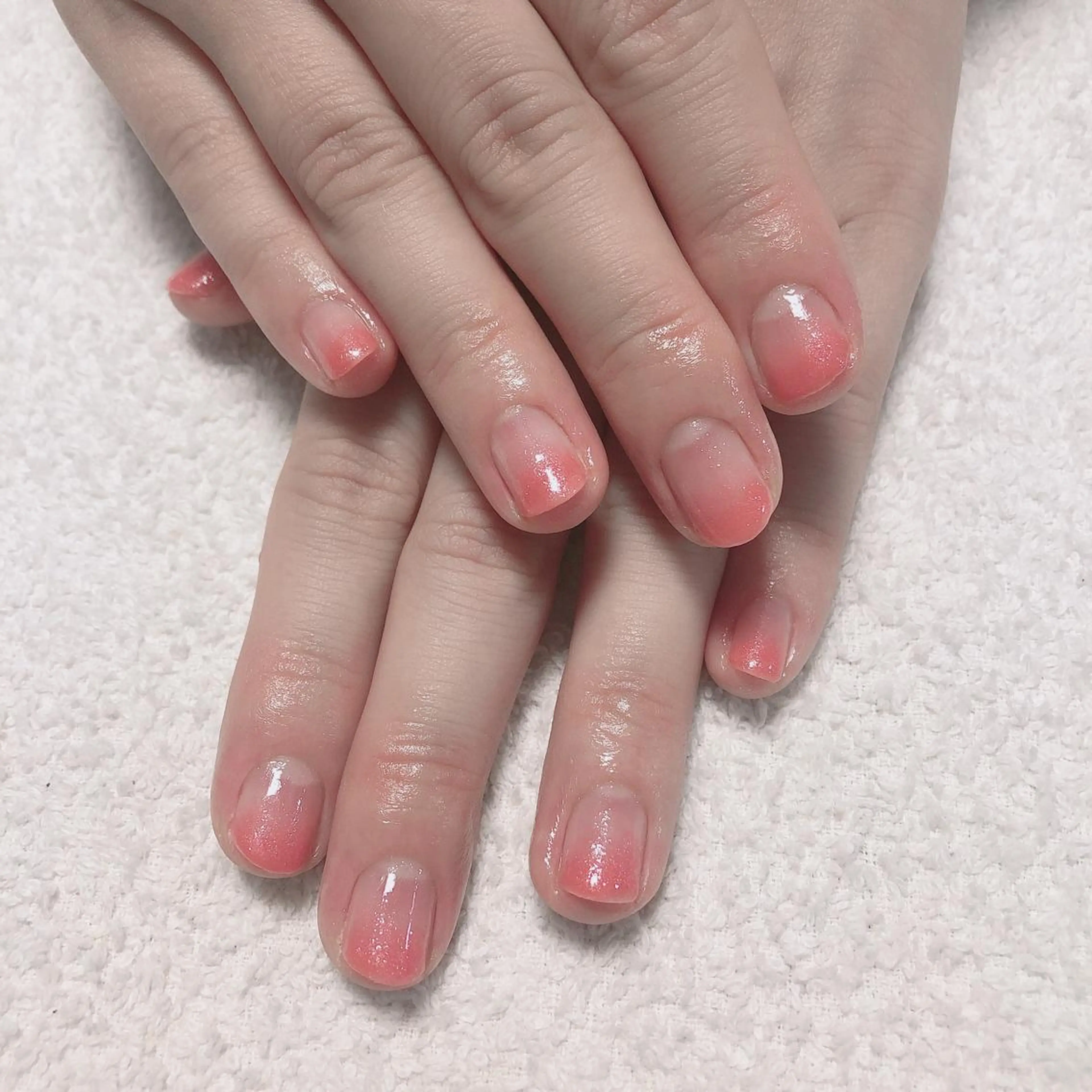ネイル グラデーション ラメ(グリッター) ラメグラデーション ピンク 結城 怜菜のネイルデザイン