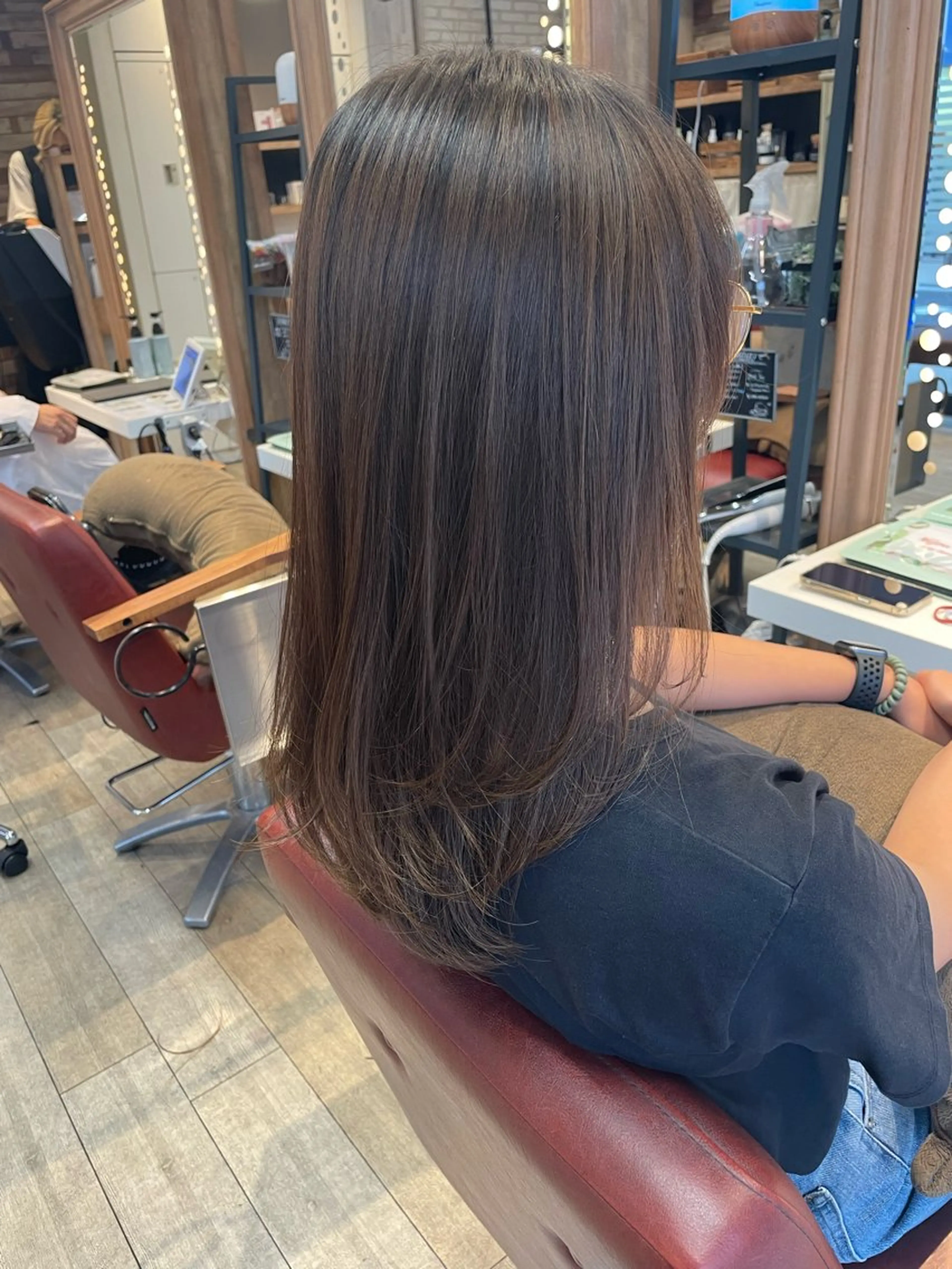 ミディアム レイヤーカット ✨横須賀髪質改善✨️ 加藤 百音のヘアスタイル