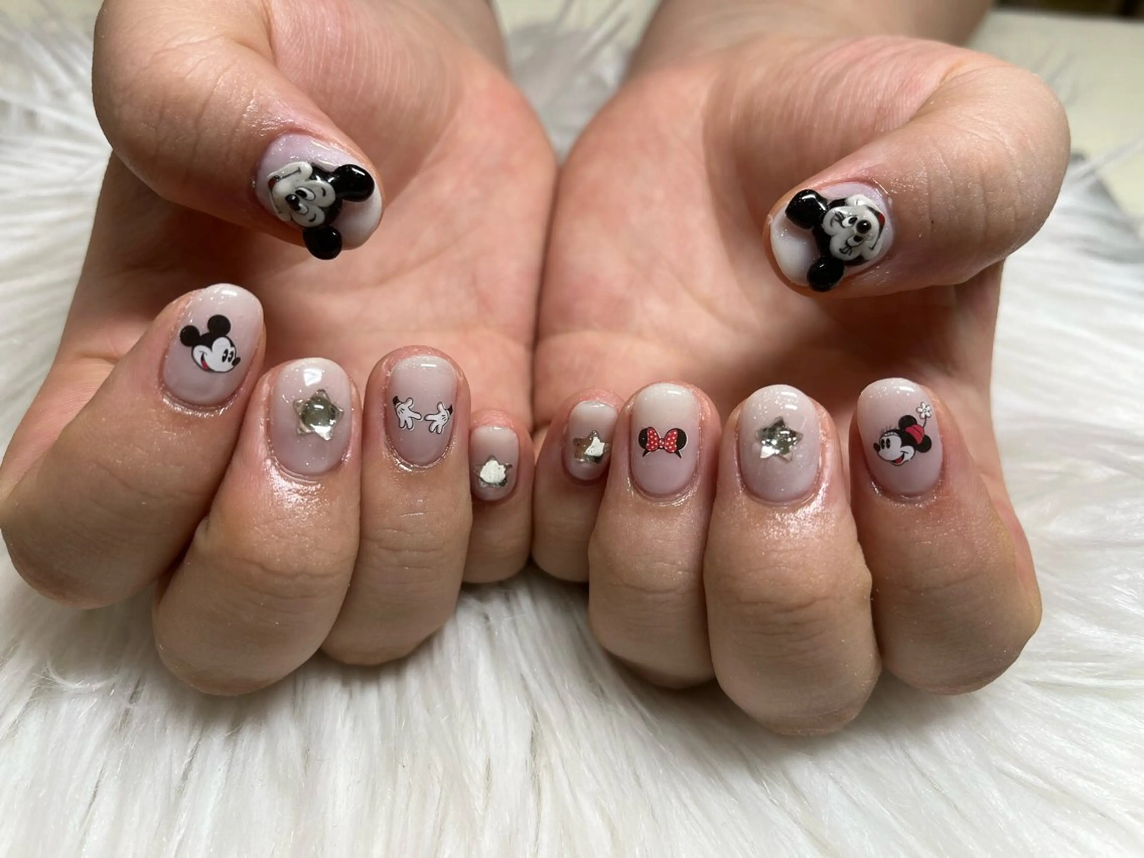 ネイル SOARE🤍 🤍のネイルデザイン