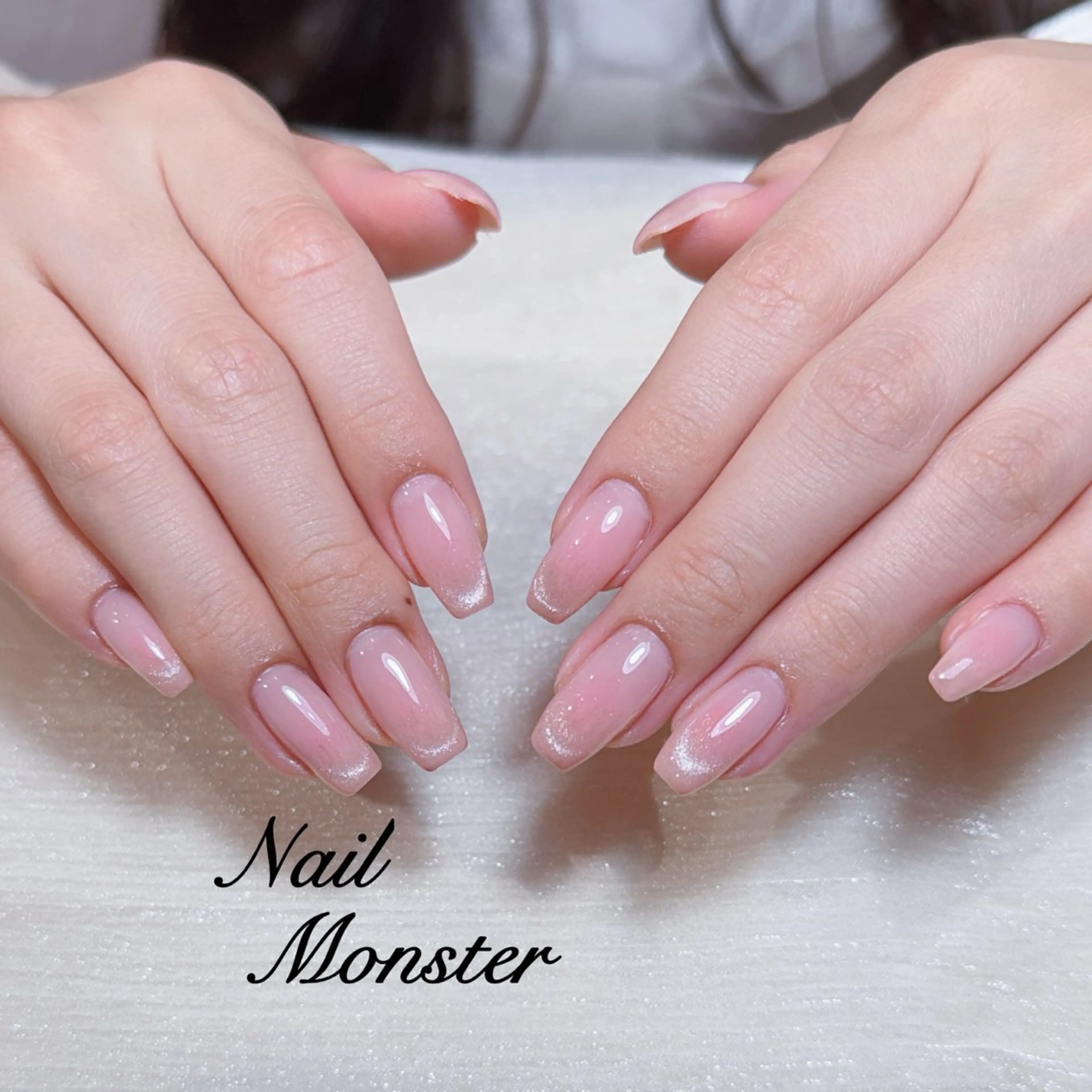 12月⭐️オフ無料⭐️🎀HAND🎀マグネットフレンチ➕チークネイル🫧ベース色追加ok👌🏻の写真