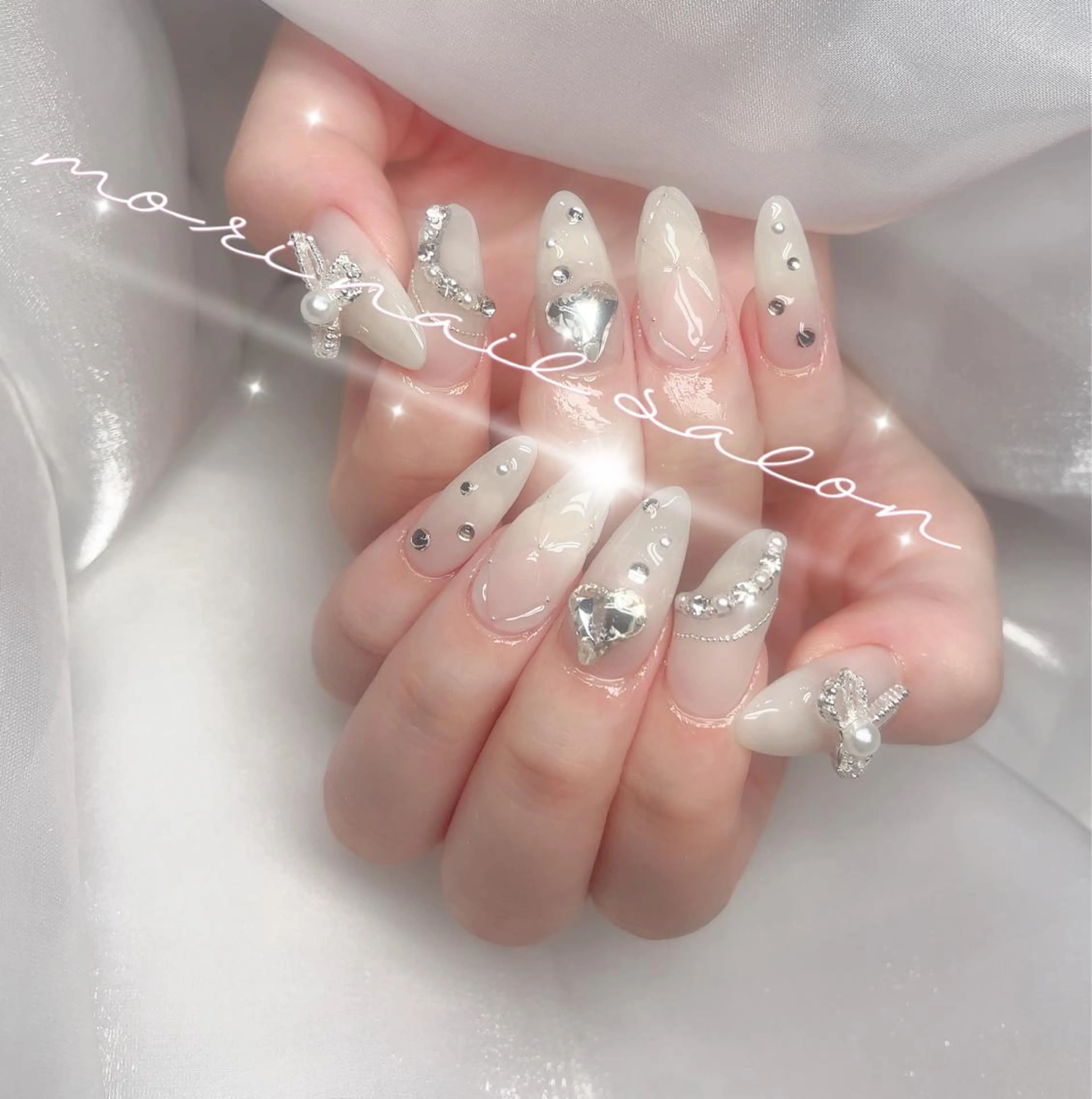 ネイル ハンドネイル 森 ネイルサロンのネイルデザイン