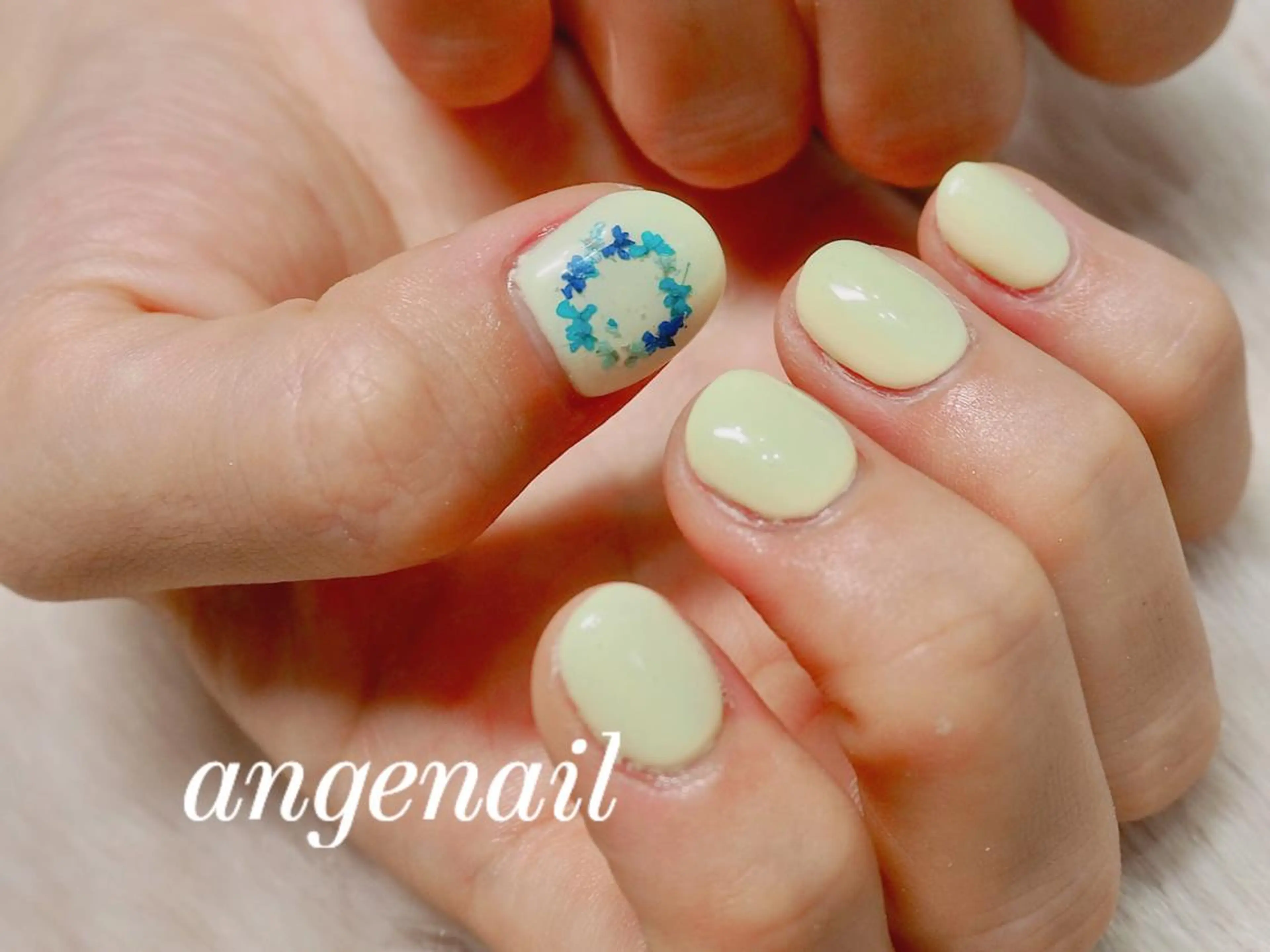 ネイル ハンドネイル オーナーネイリスト MAKIのネイルデザイン