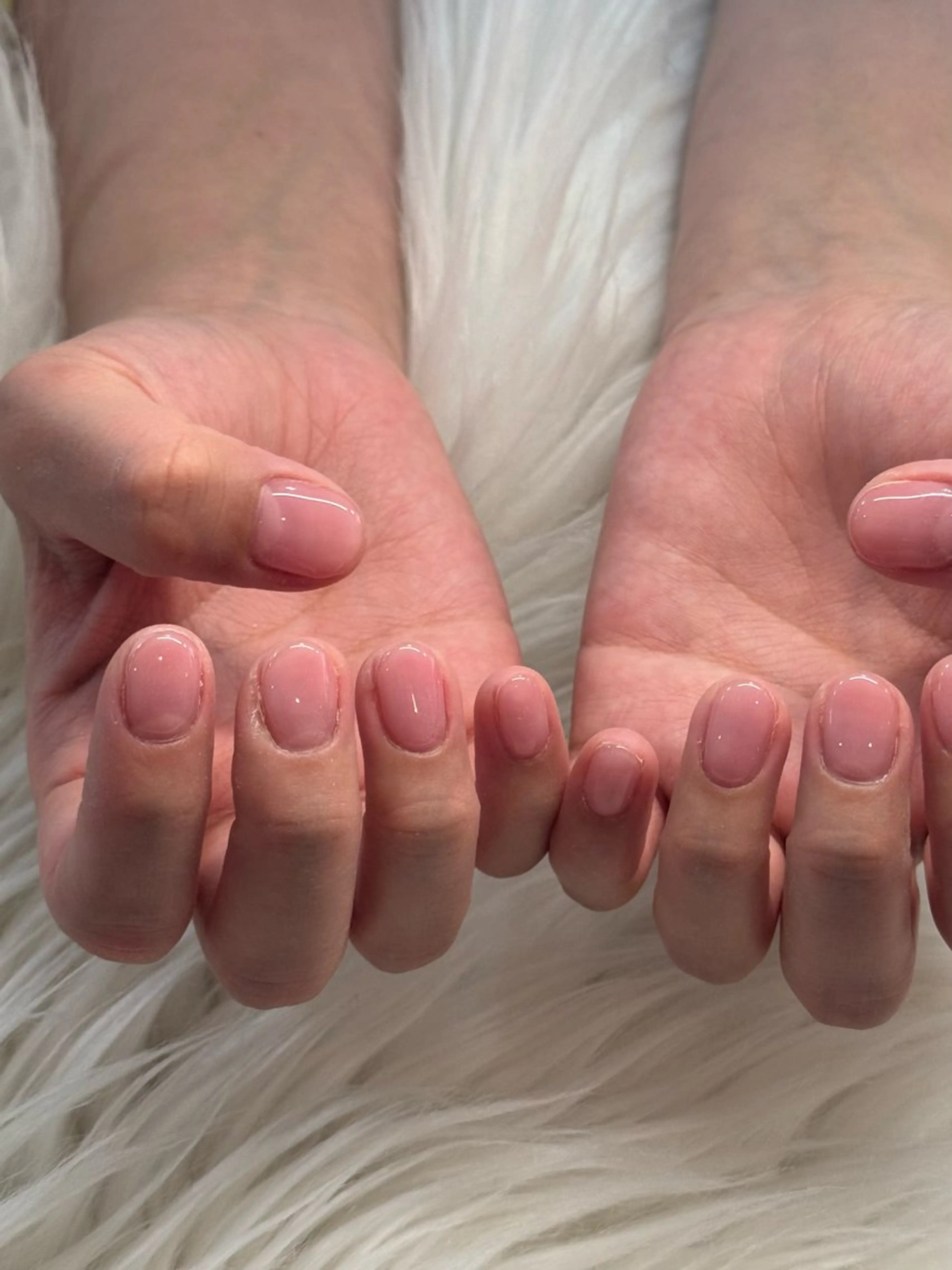 ネイル Loa　salon所属・小畑 寧捺のネイルデザイン