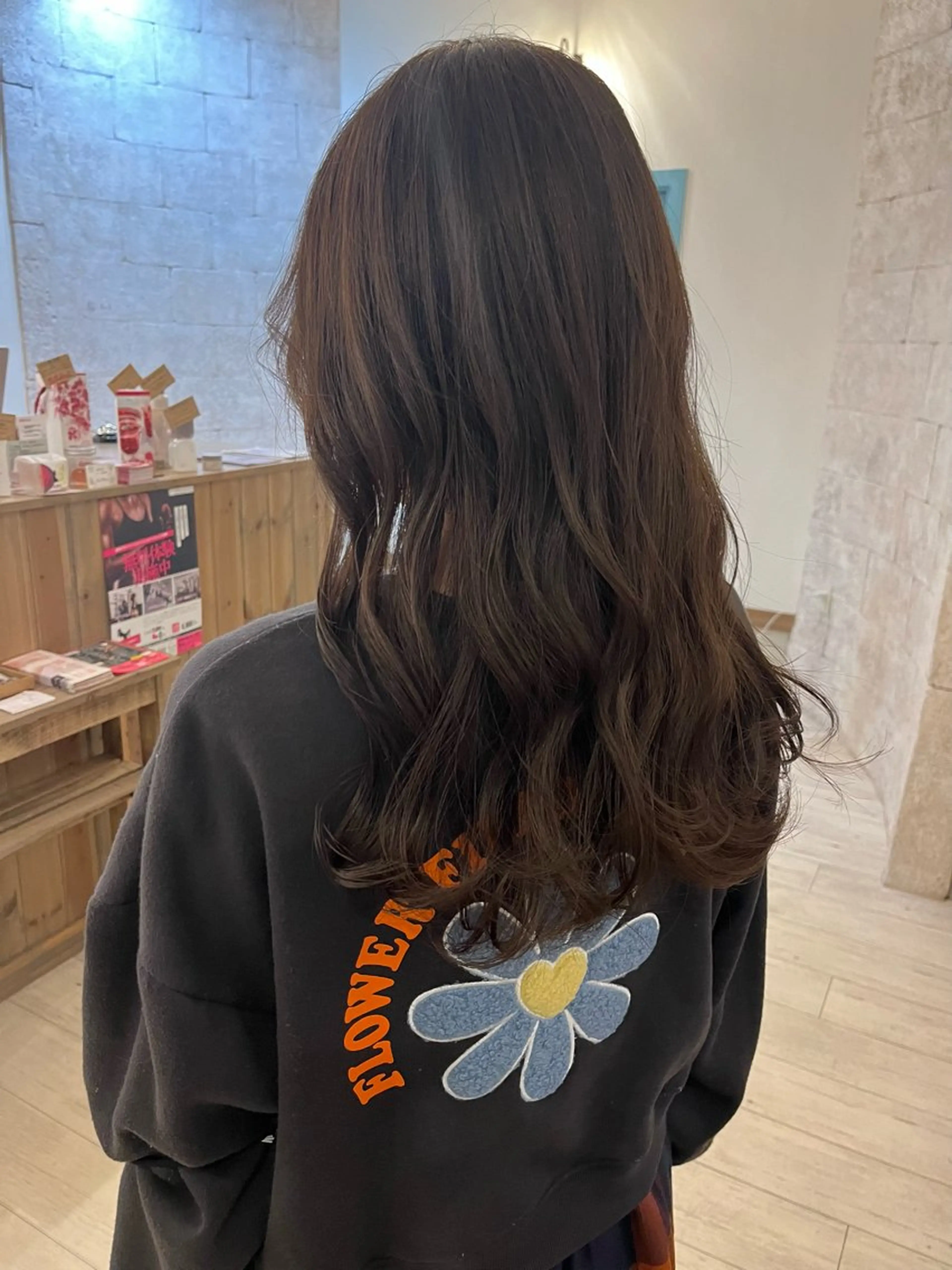 ロング カラー Agu hair time所属・time_ メラニーのヘアスタイル