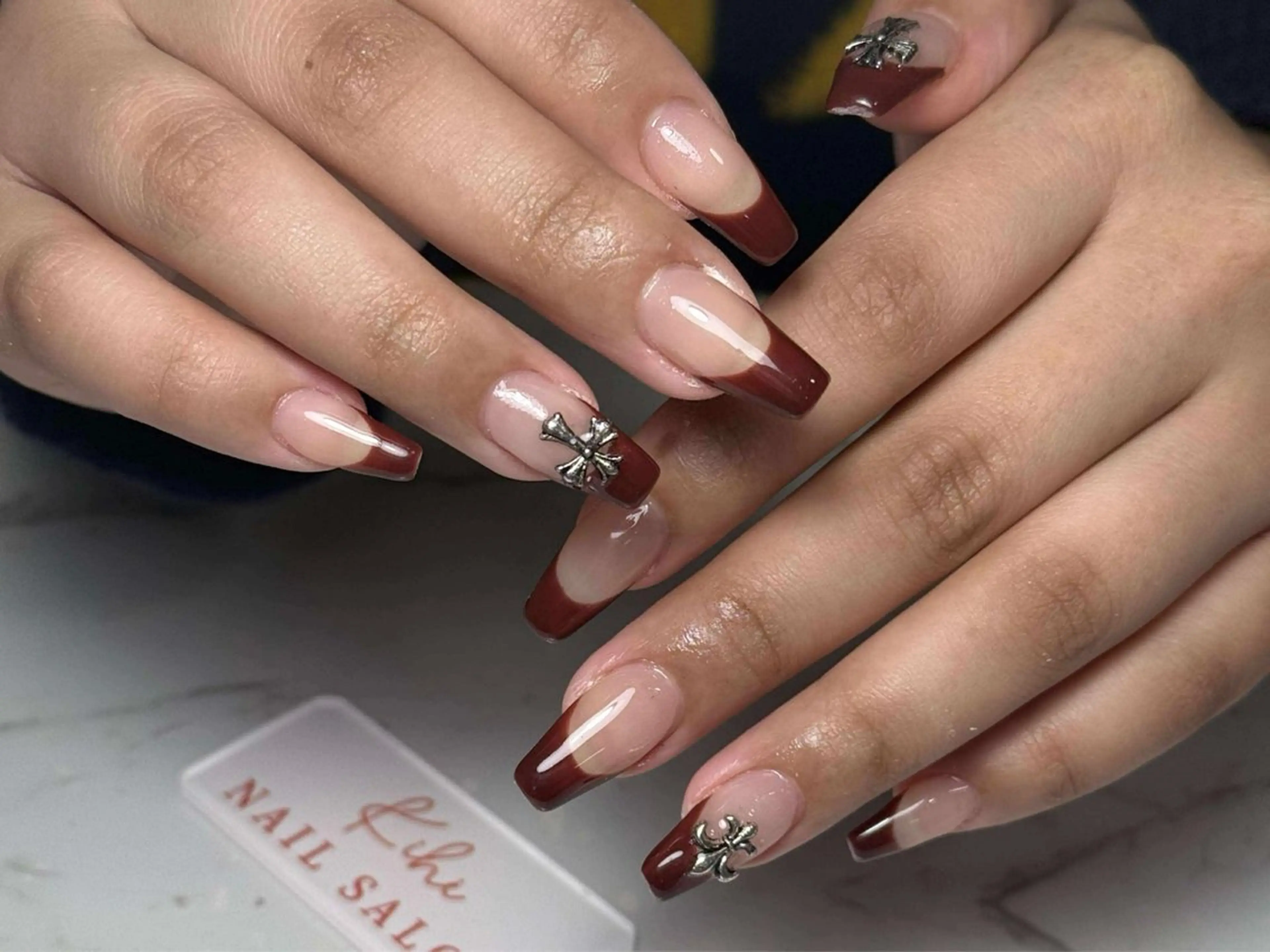 ネイル アートネイル フレンチネイル ジェルネイル グラデーション 韓国ネイル ハンドネイル さくら💮💮 【オフ無料】のネイルデザイン