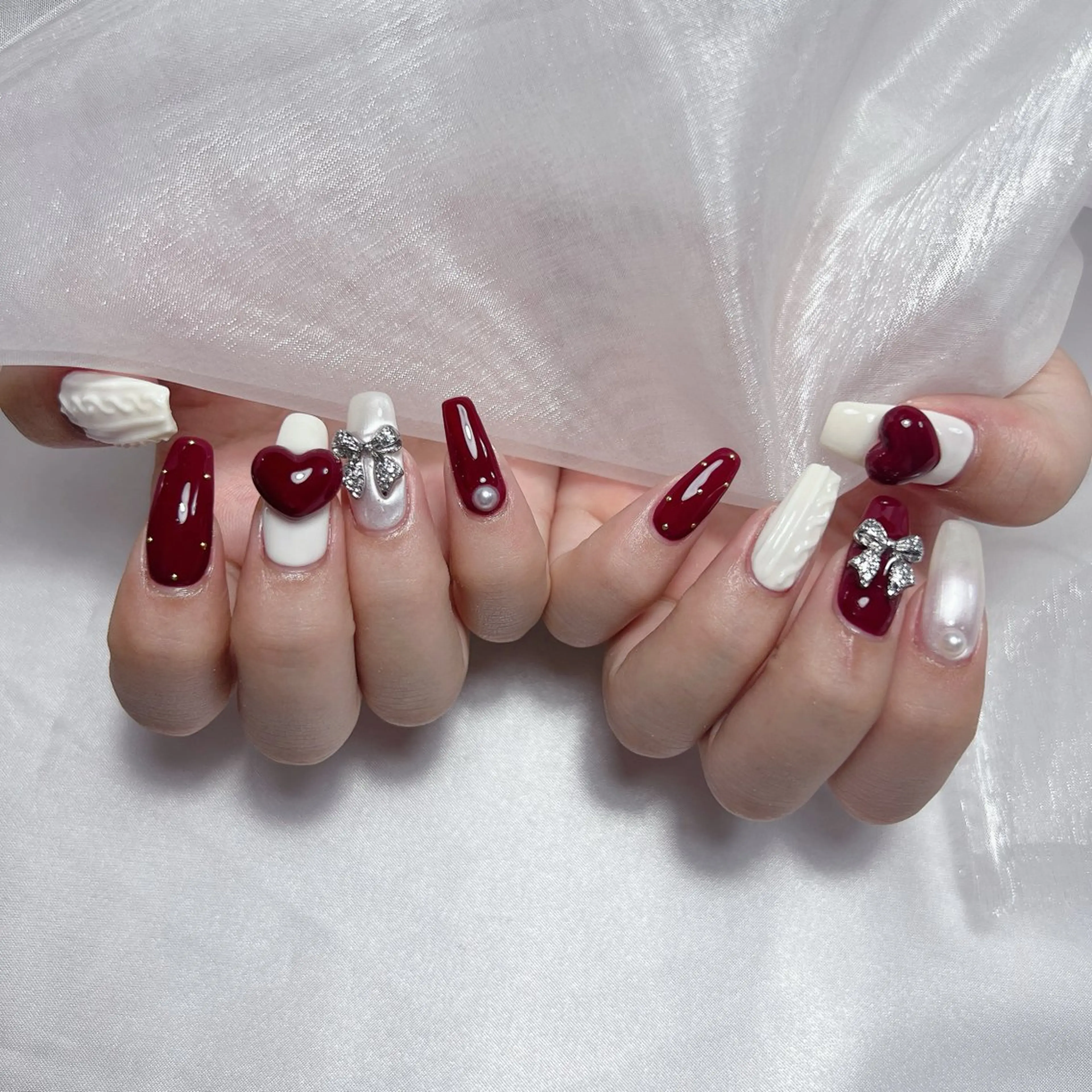 ネイル ジェルネイル 韓国ネイル ラメ(グリッター) マグネットネイル ミラーネイル ハンドネイル -nail salon-Reward所属・nail salon Rewardのネイルデザイン